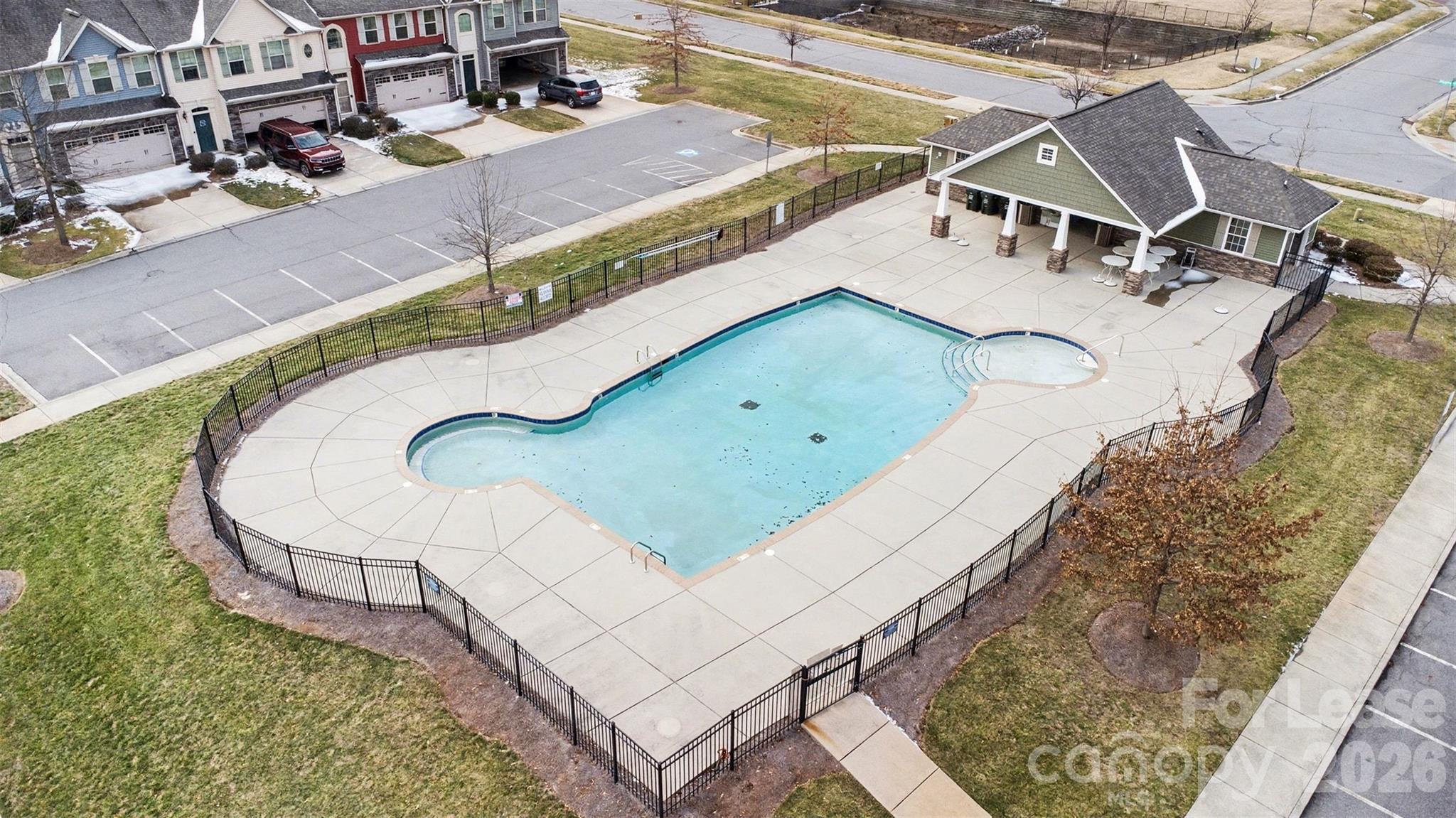 4428245 Property Photo 28