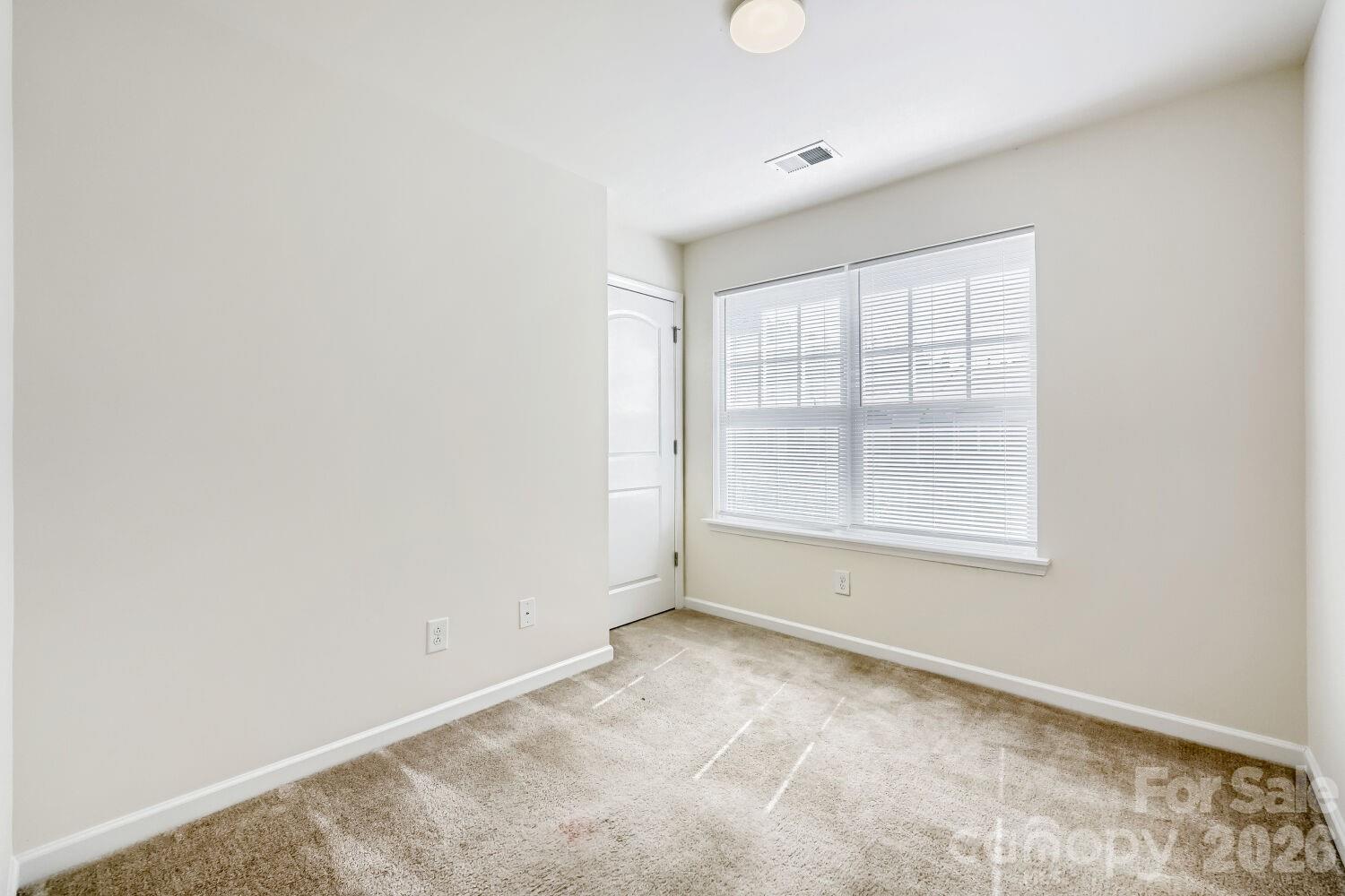 5008 Spring Arbor Lane Property Photo 5