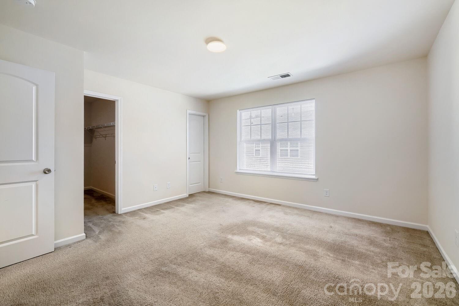 5008 Spring Arbor Lane Property Photo 7