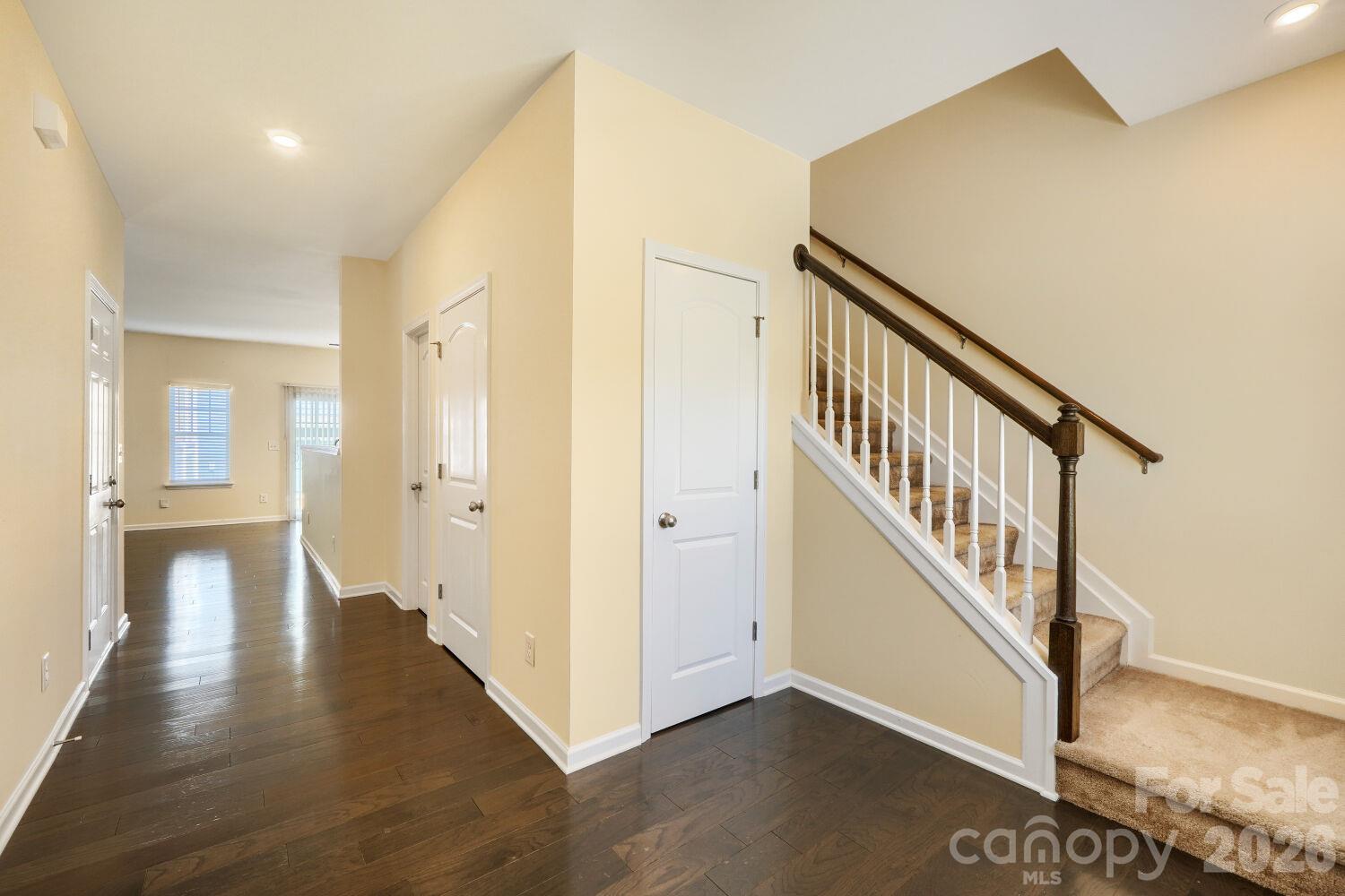 5008 Spring Arbor Lane Property Photo 8