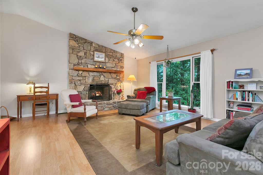 239 Three Mile Knob Road Property Photo 12