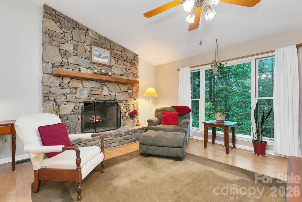 239 Three Mile Knob Road Property Photo 14