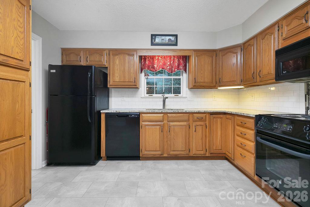 239 Three Mile Knob Road Property Photo 21