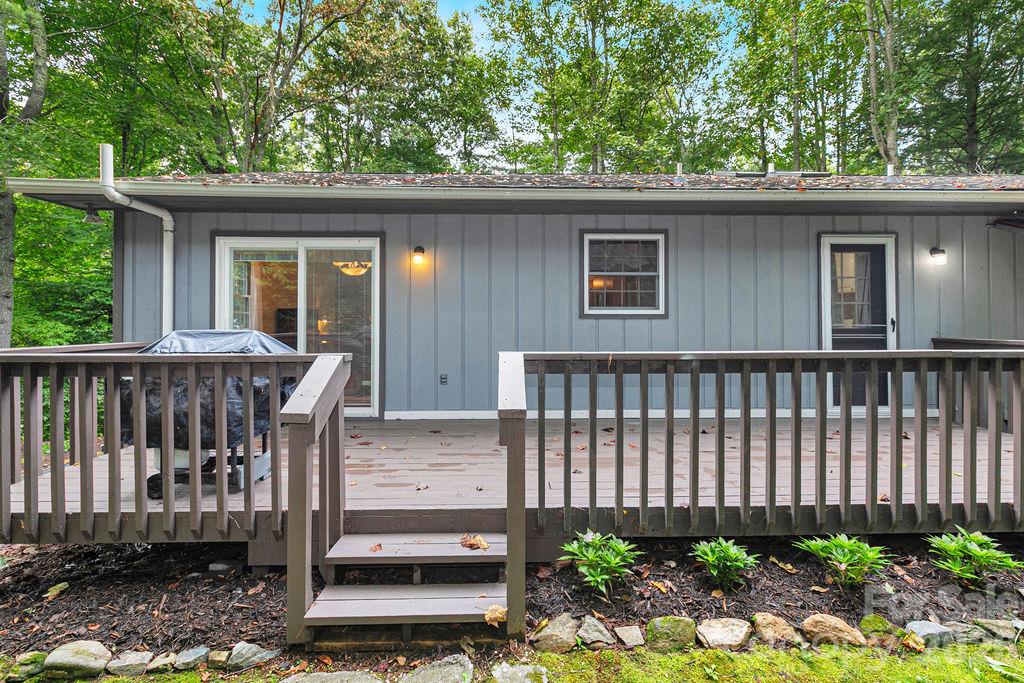 239 Three Mile Knob Road Property Photo 25