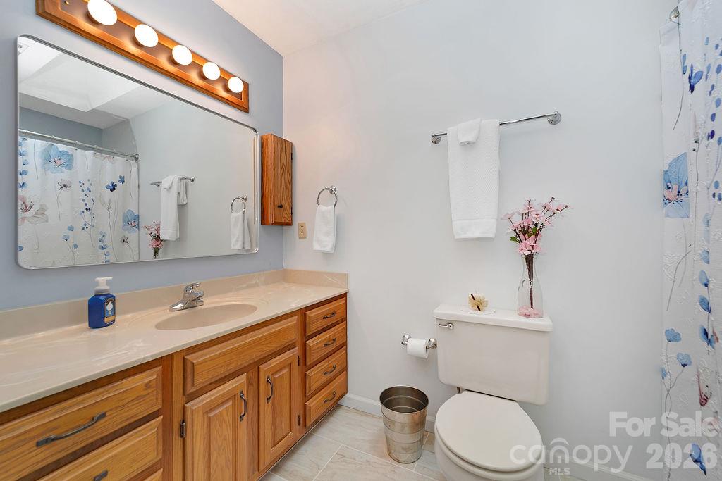 239 Three Mile Knob Road Property Photo 32