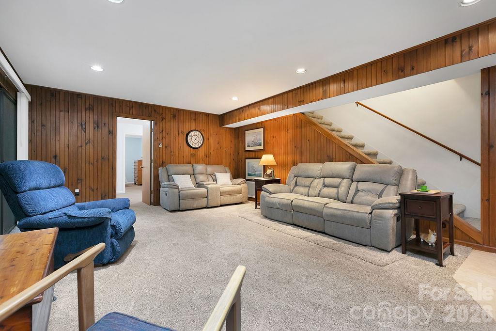 239 Three Mile Knob Road Property Photo 35