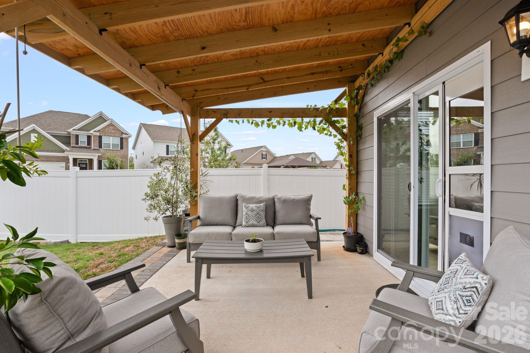 30 Silverthorne Court Property Photo 2