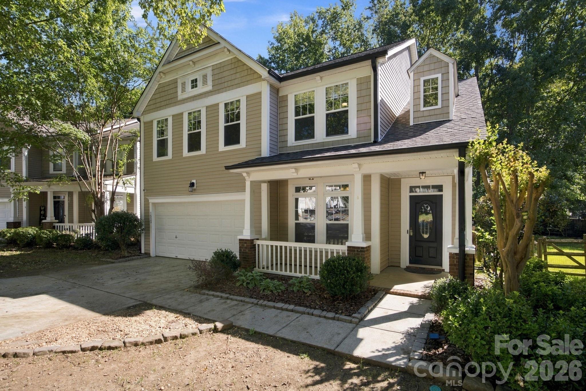 1513 Bucklebury Court Property Photo 1