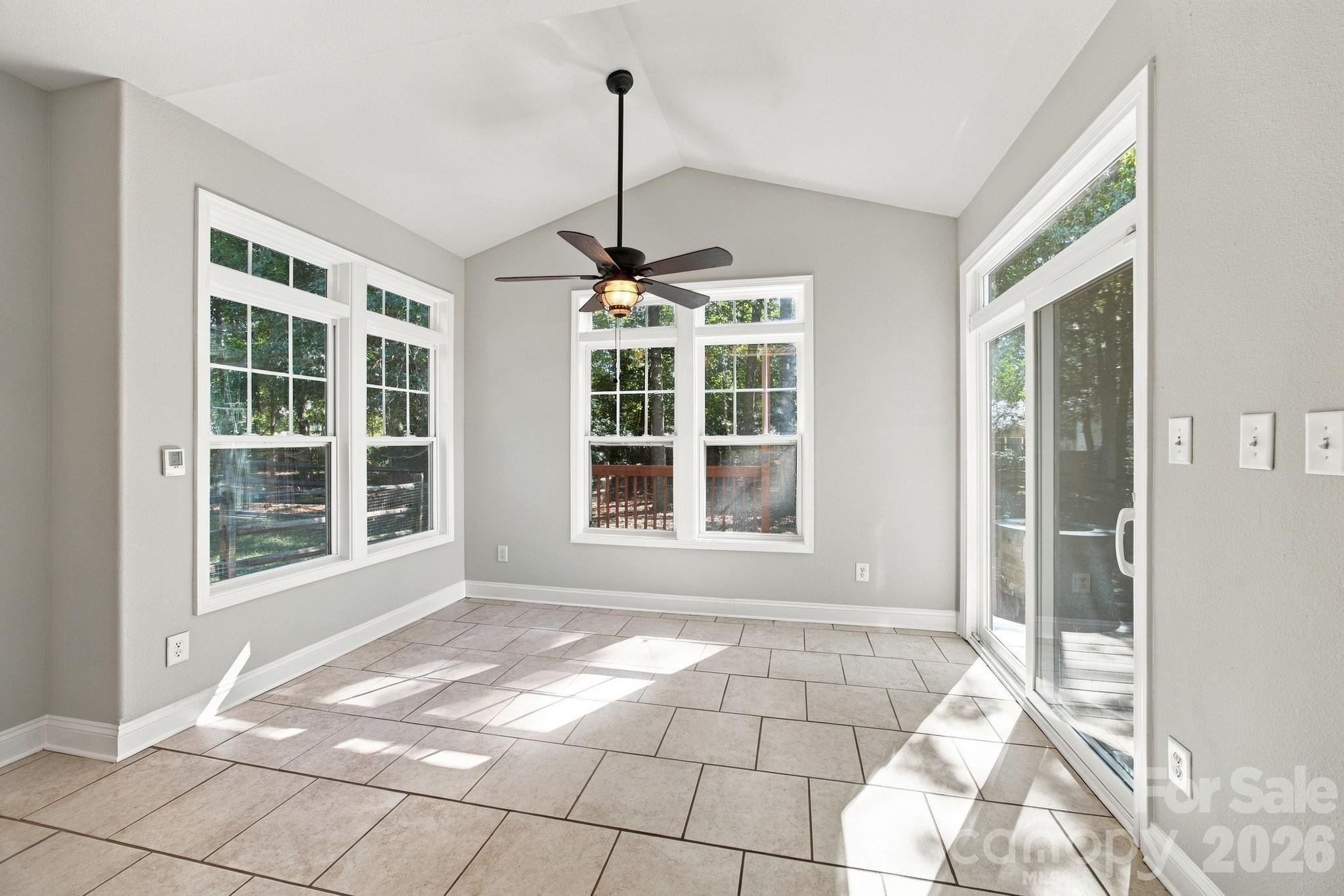 1513 Bucklebury Court Property Photo 15