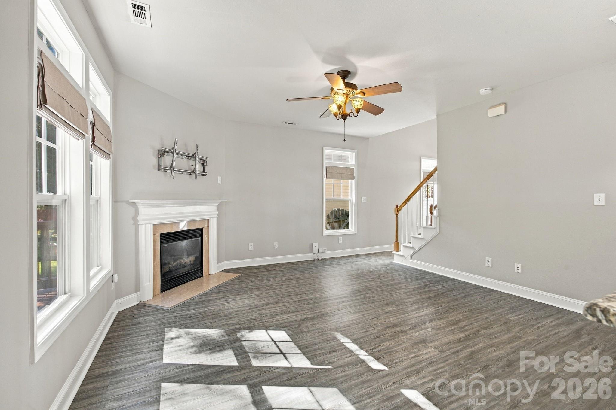 1513 Bucklebury Court Property Photo 20