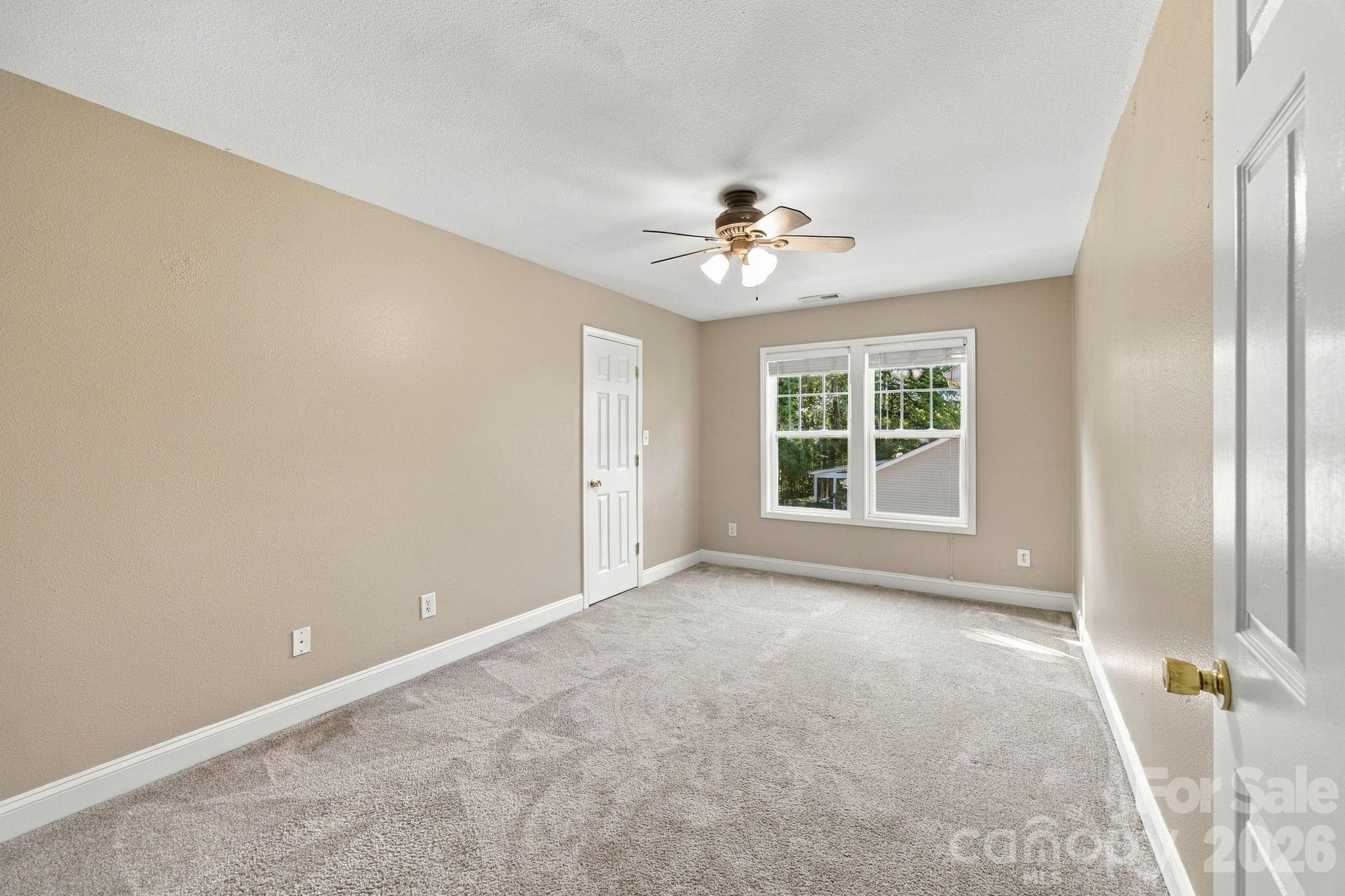 1513 Bucklebury Court Property Photo 28