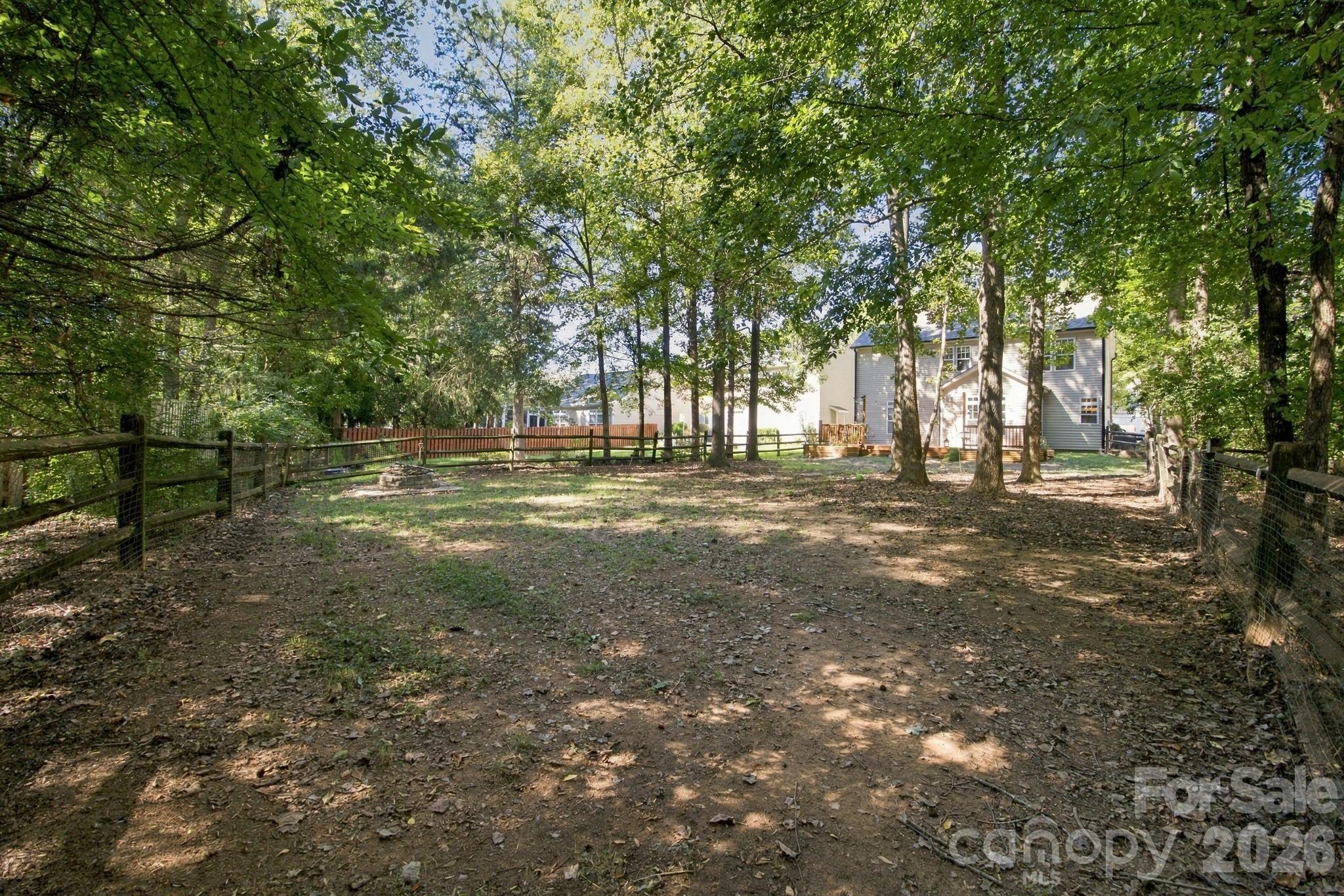 1513 Bucklebury Court Property Photo 33