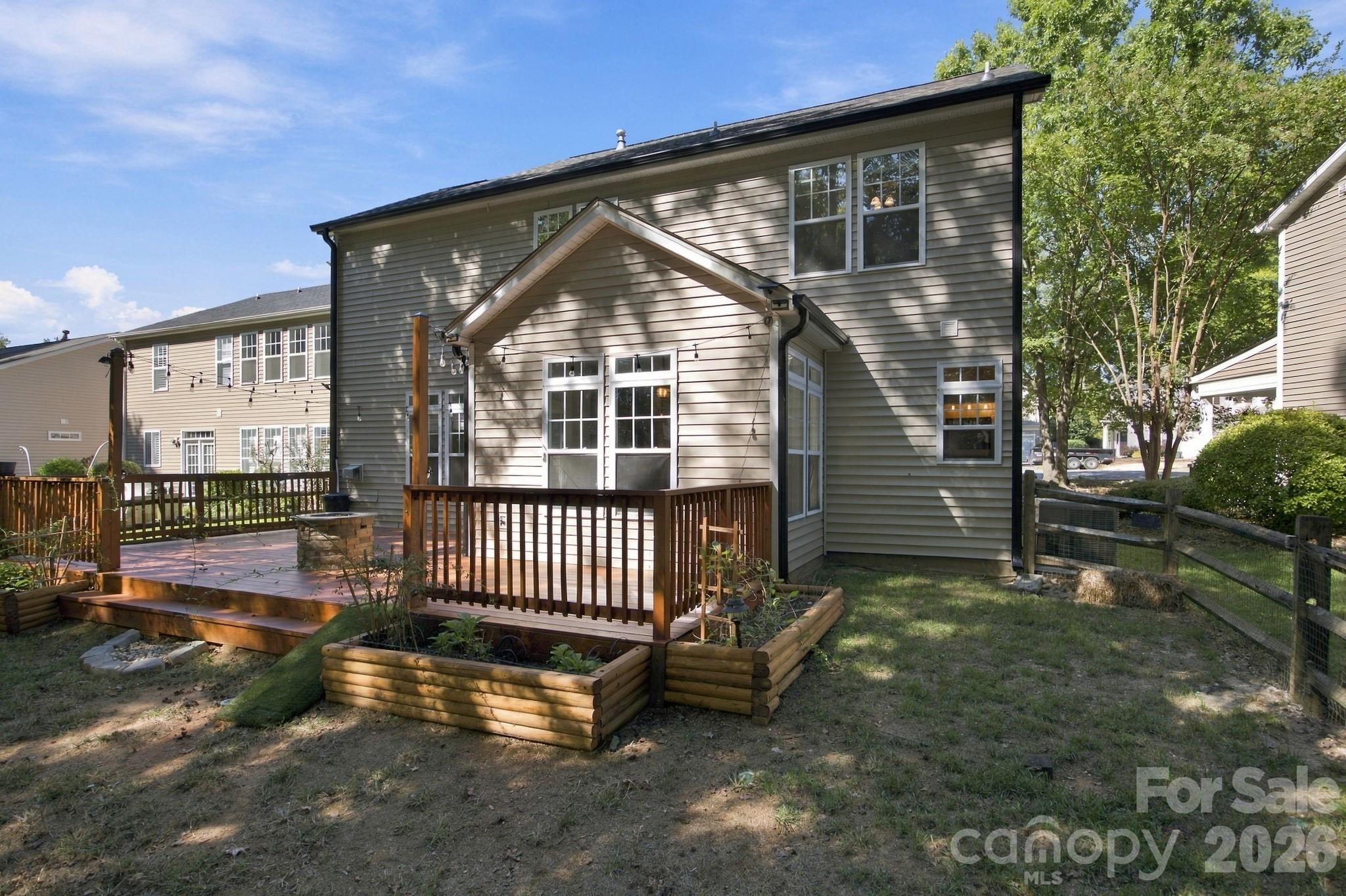 1513 Bucklebury Court Property Photo 35