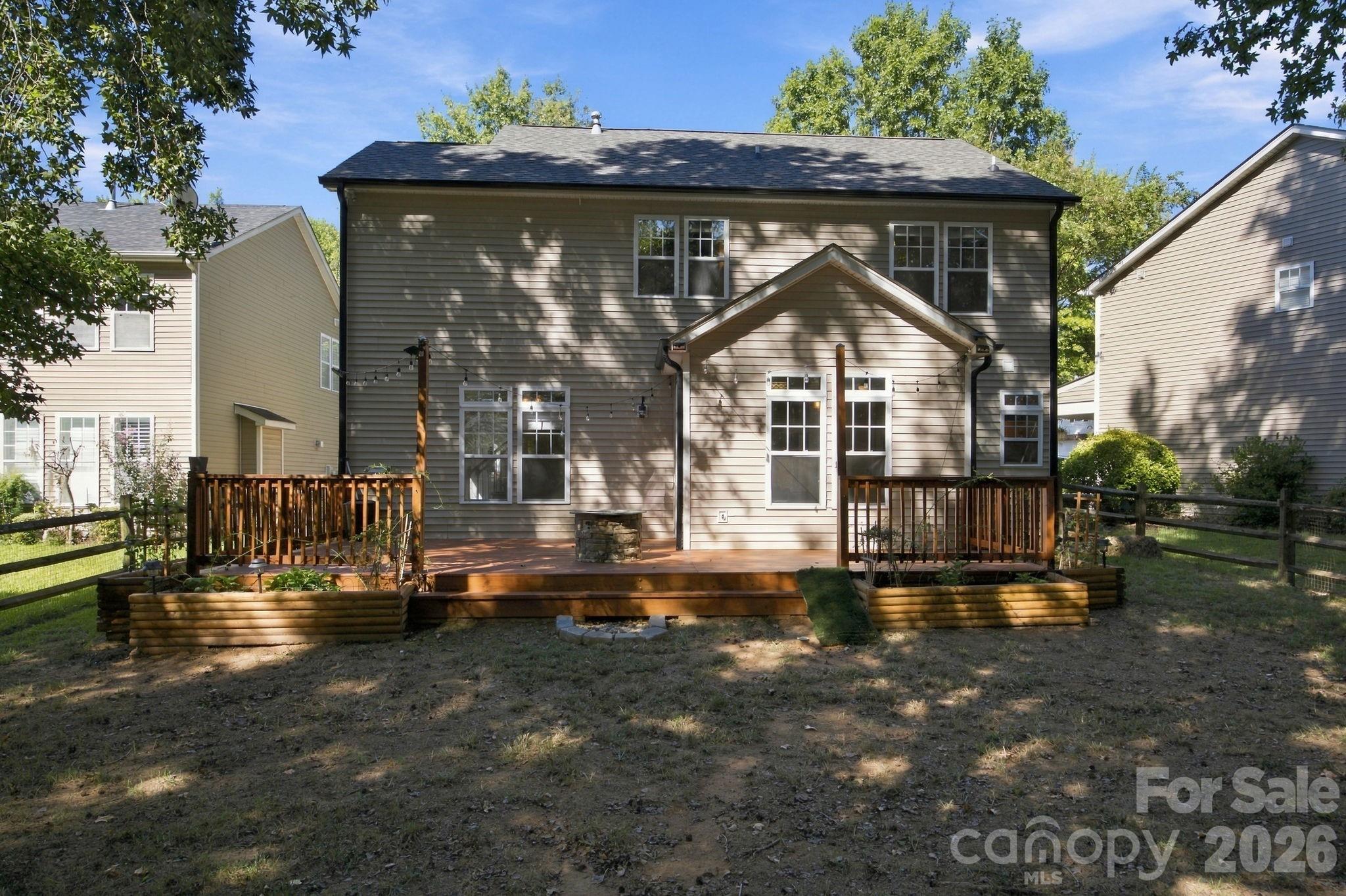 1513 Bucklebury Court Property Photo 38