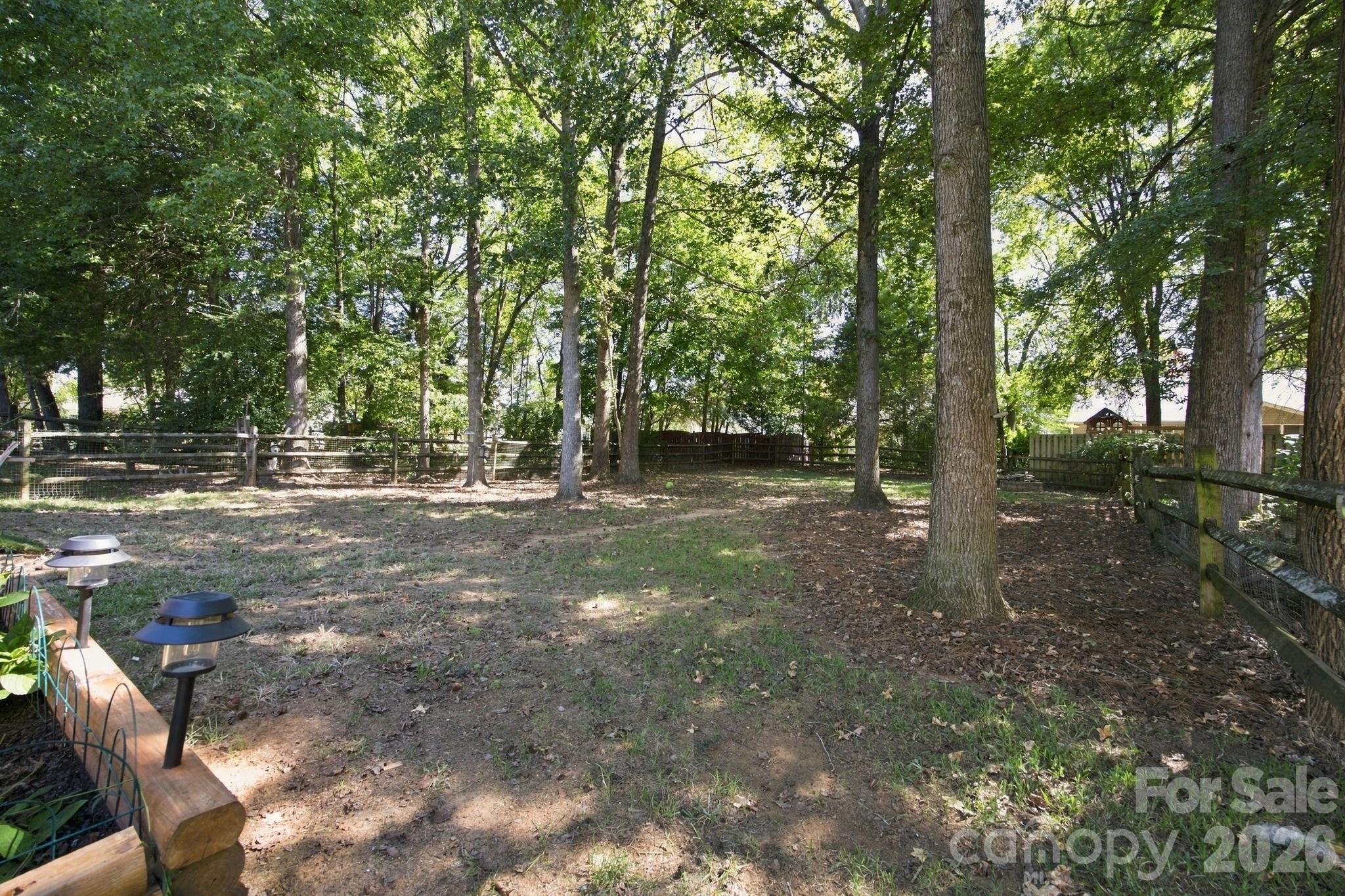 1513 Bucklebury Court Property Photo 39