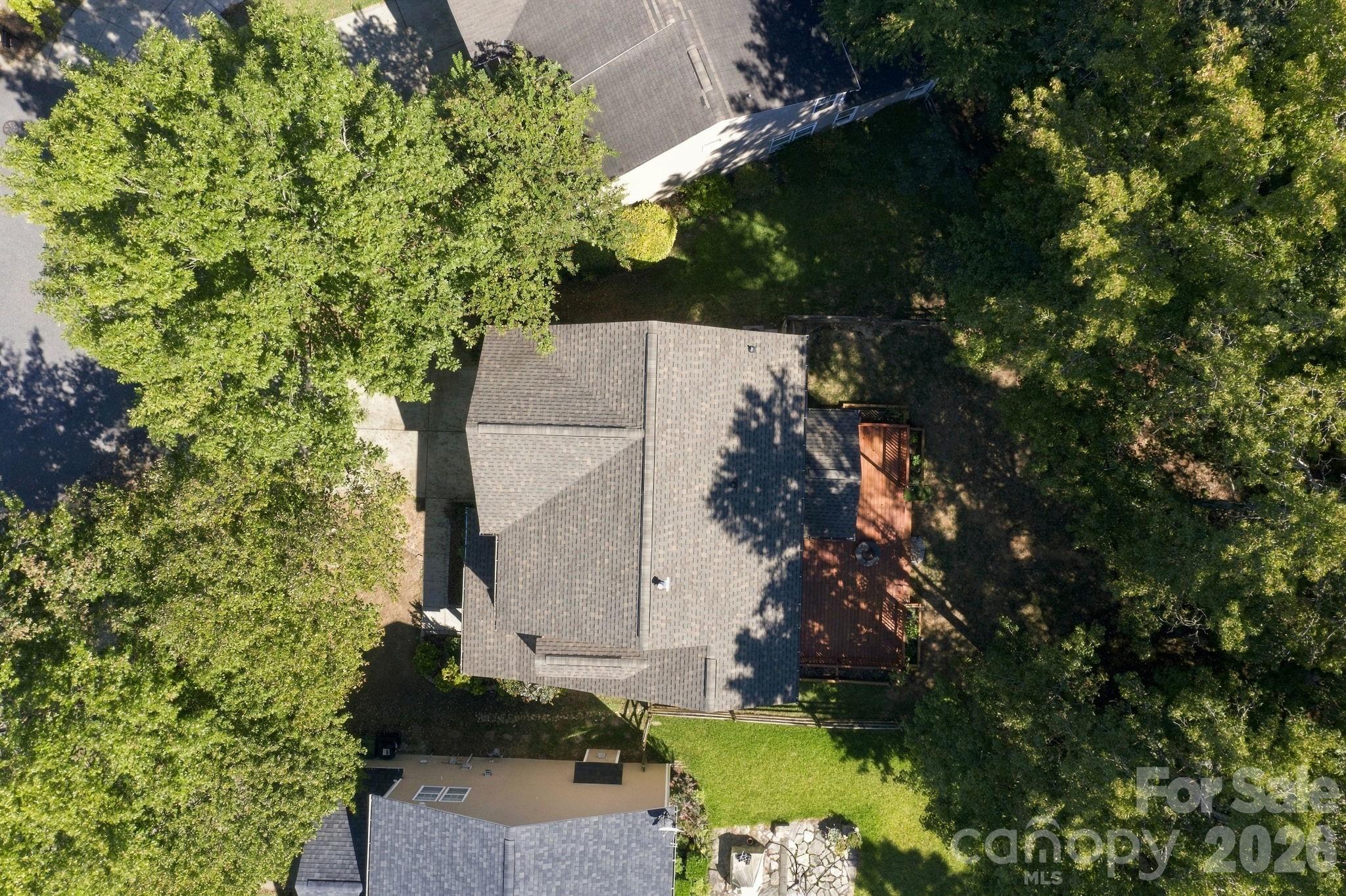 1513 Bucklebury Court Property Photo 41
