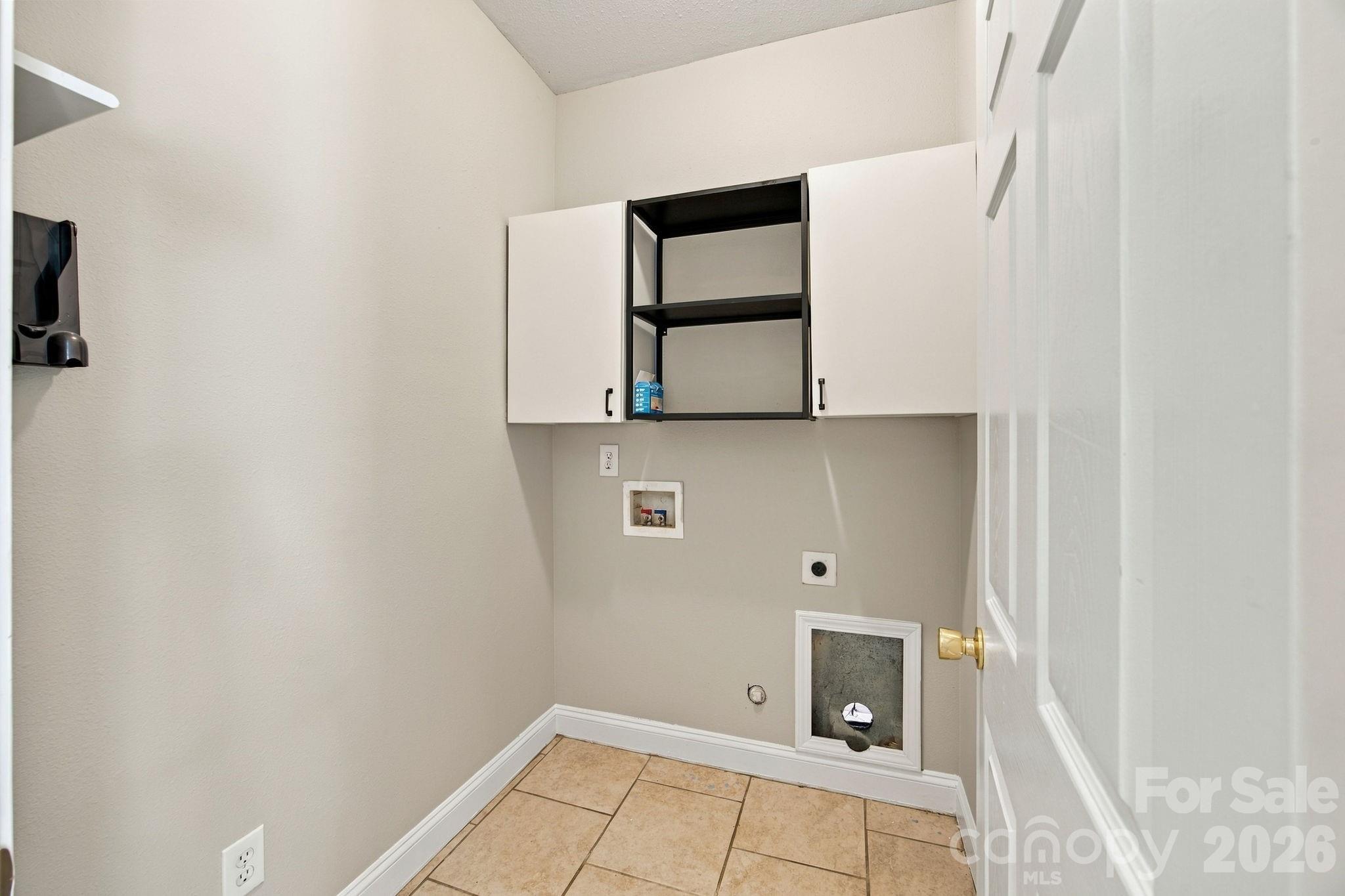 1513 Bucklebury Court Property Photo 44