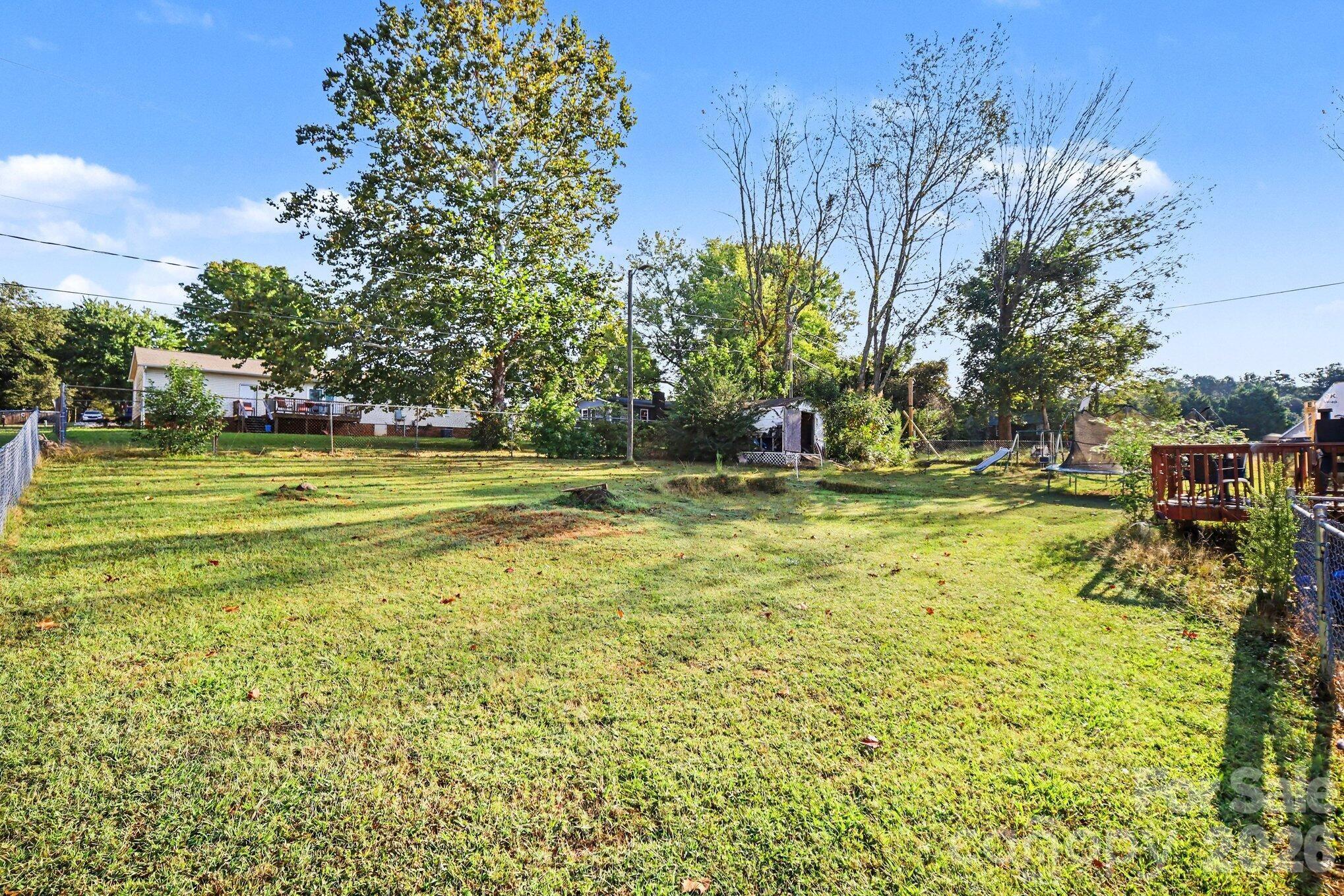 412 Caswell Avenue Property Photo 19