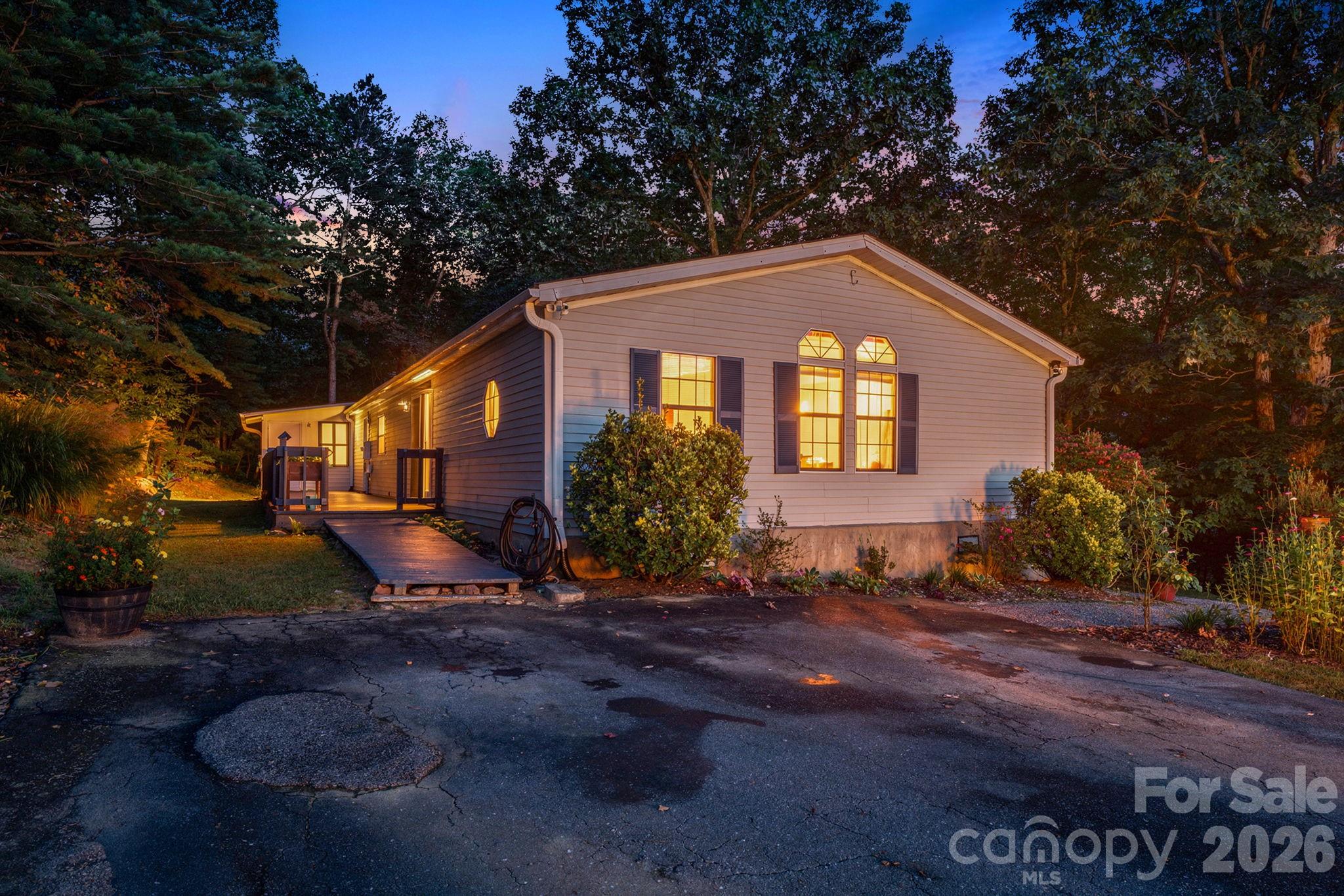 75 Cliffview Drive Property Photo 1