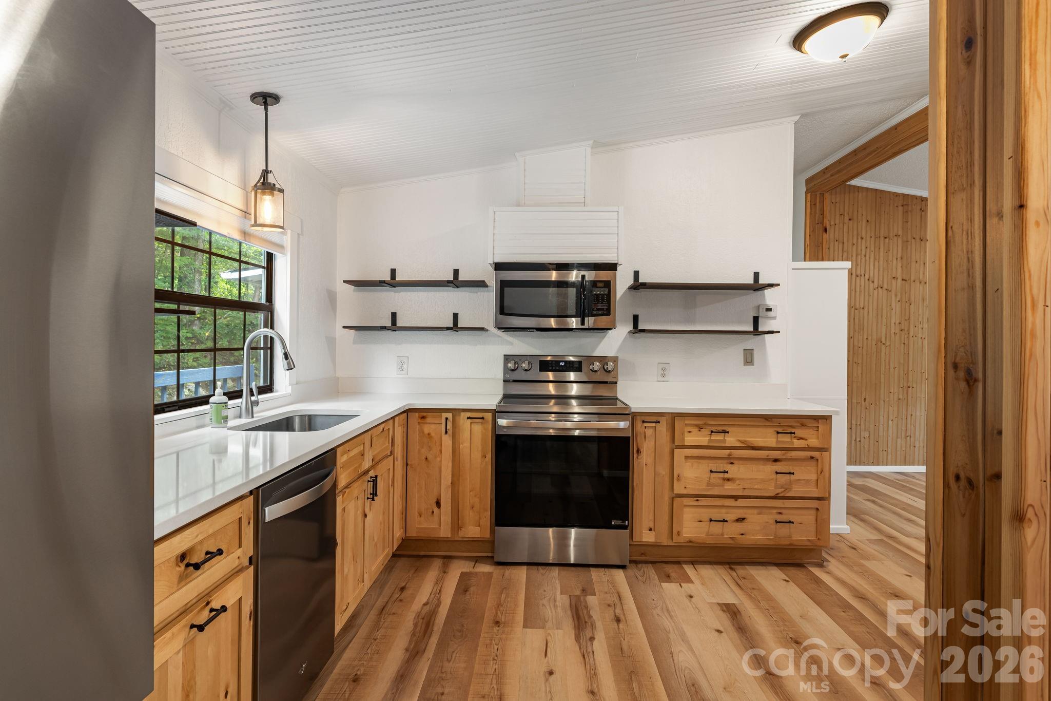 75 Cliffview Drive Property Photo 11