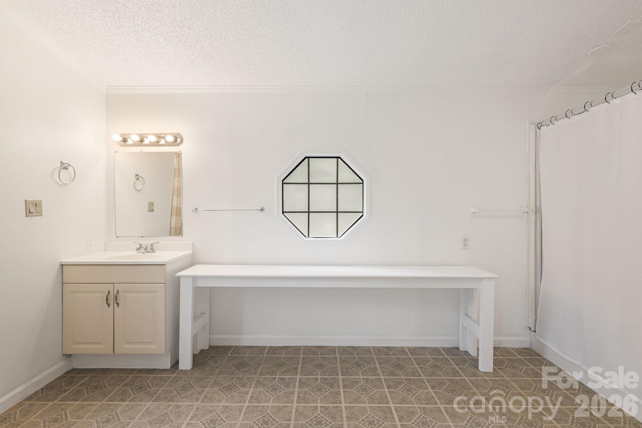75 Cliffview Drive Property Photo 21