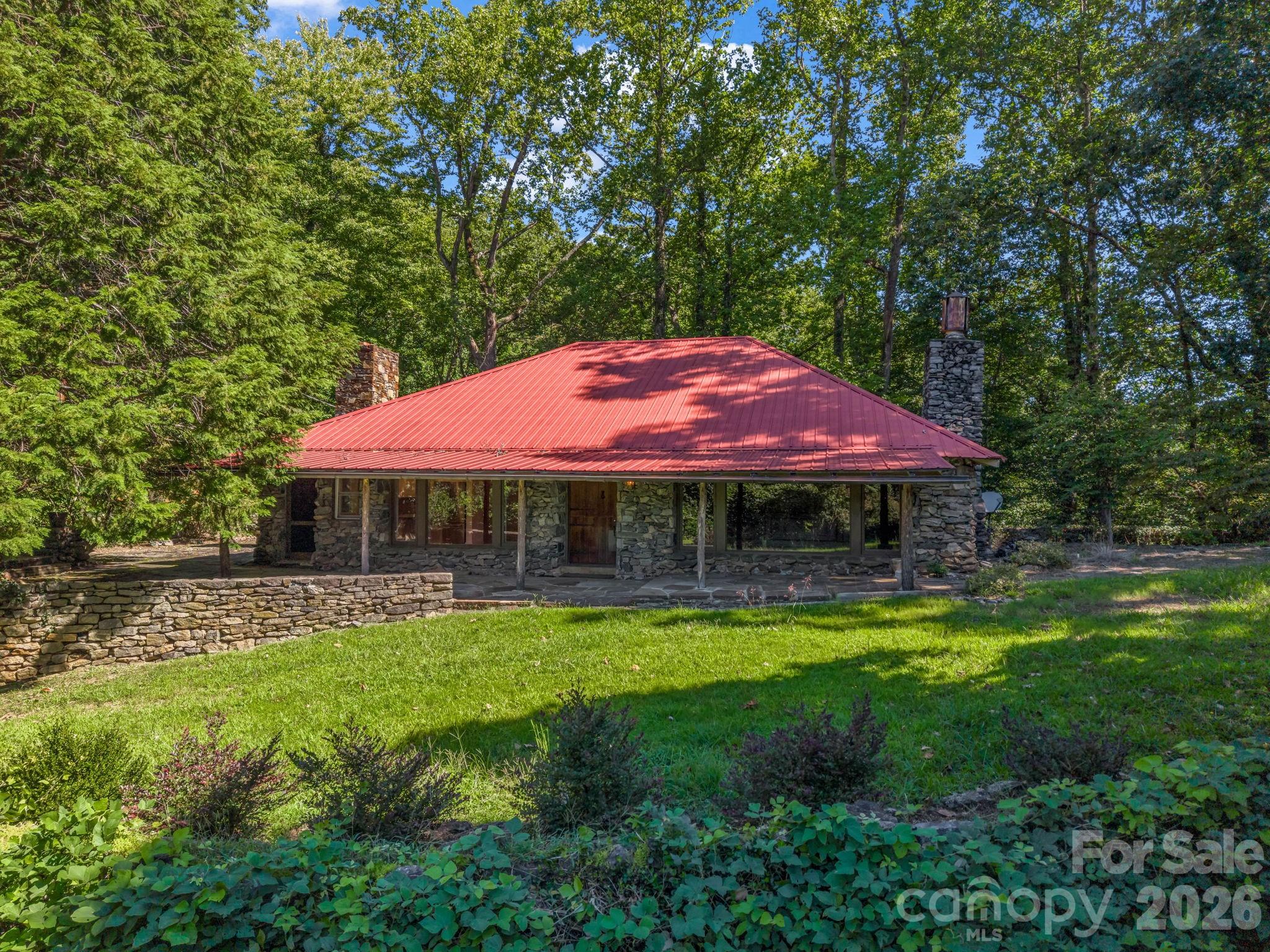 145 Stone Hedge Lane Property Photo 2