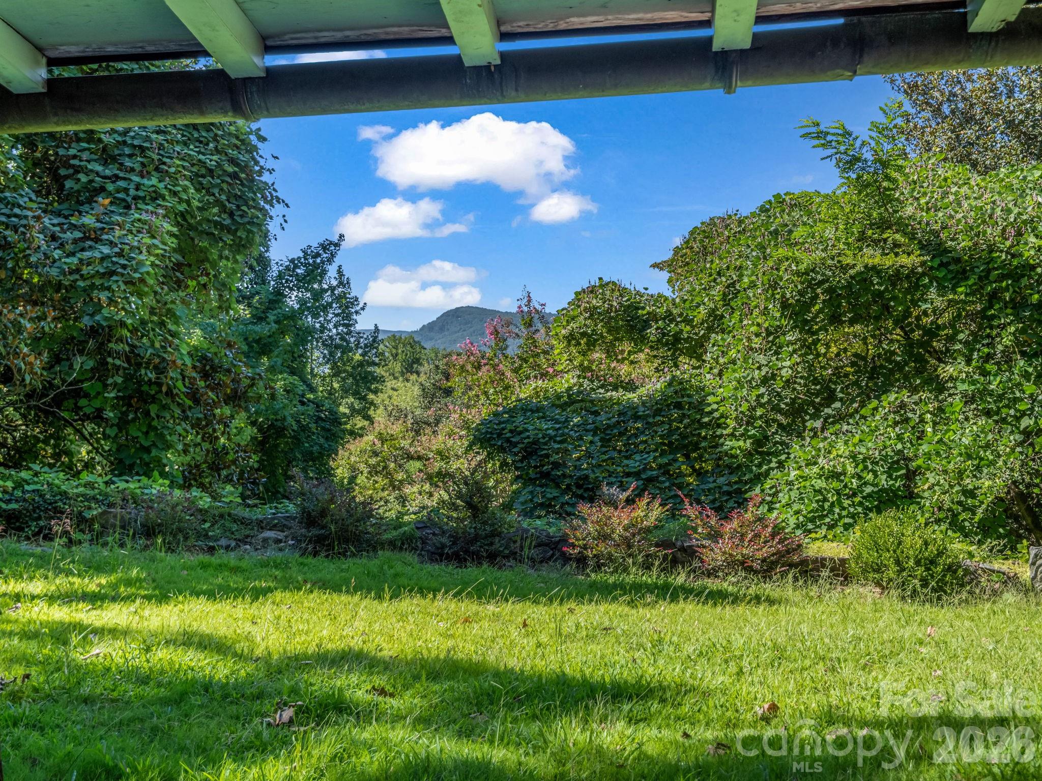 145 Stone Hedge Lane Property Photo 7