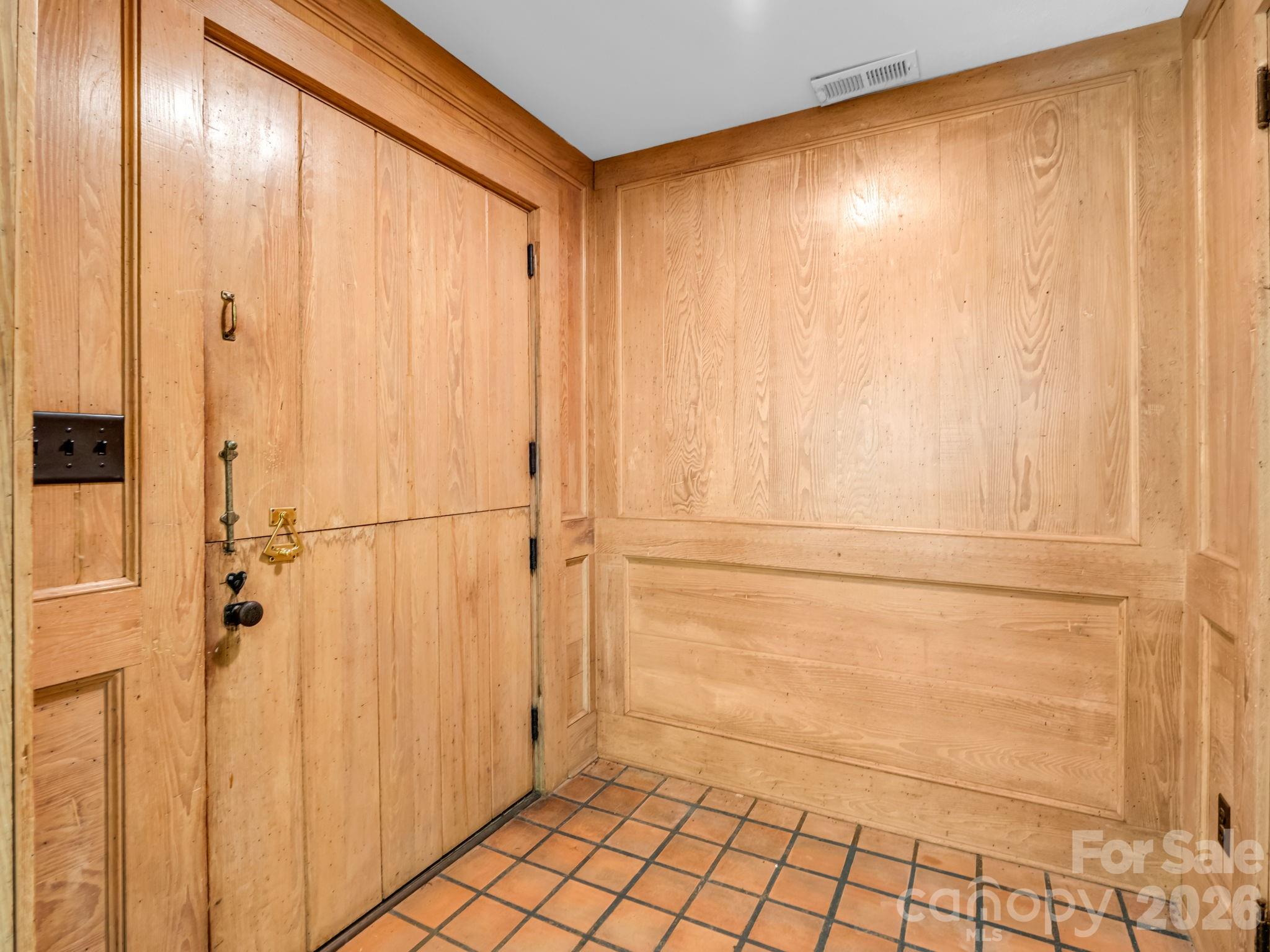 145 Stone Hedge Lane Property Photo 13