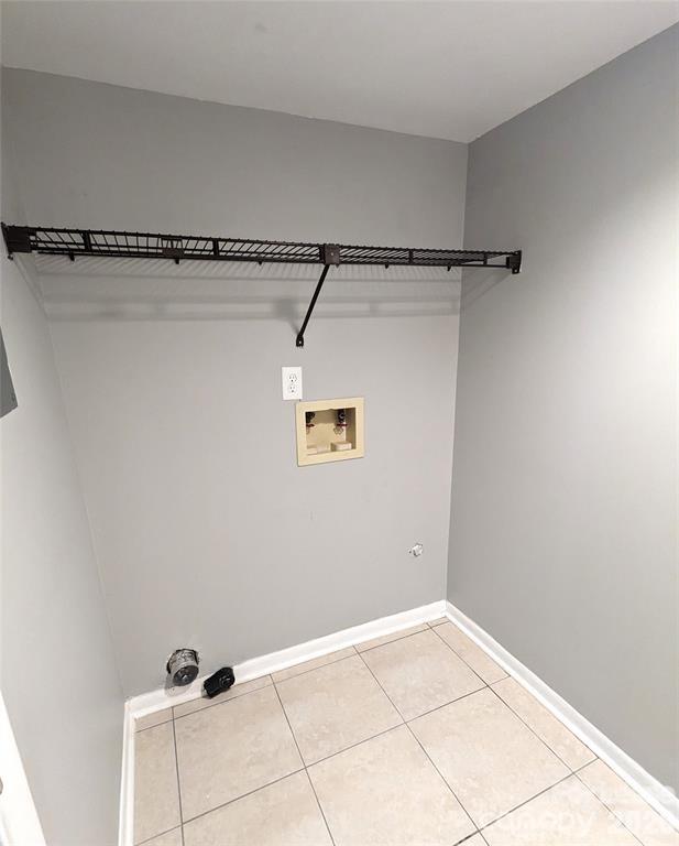 8021 Cedar Glen Drive Property Photo 16