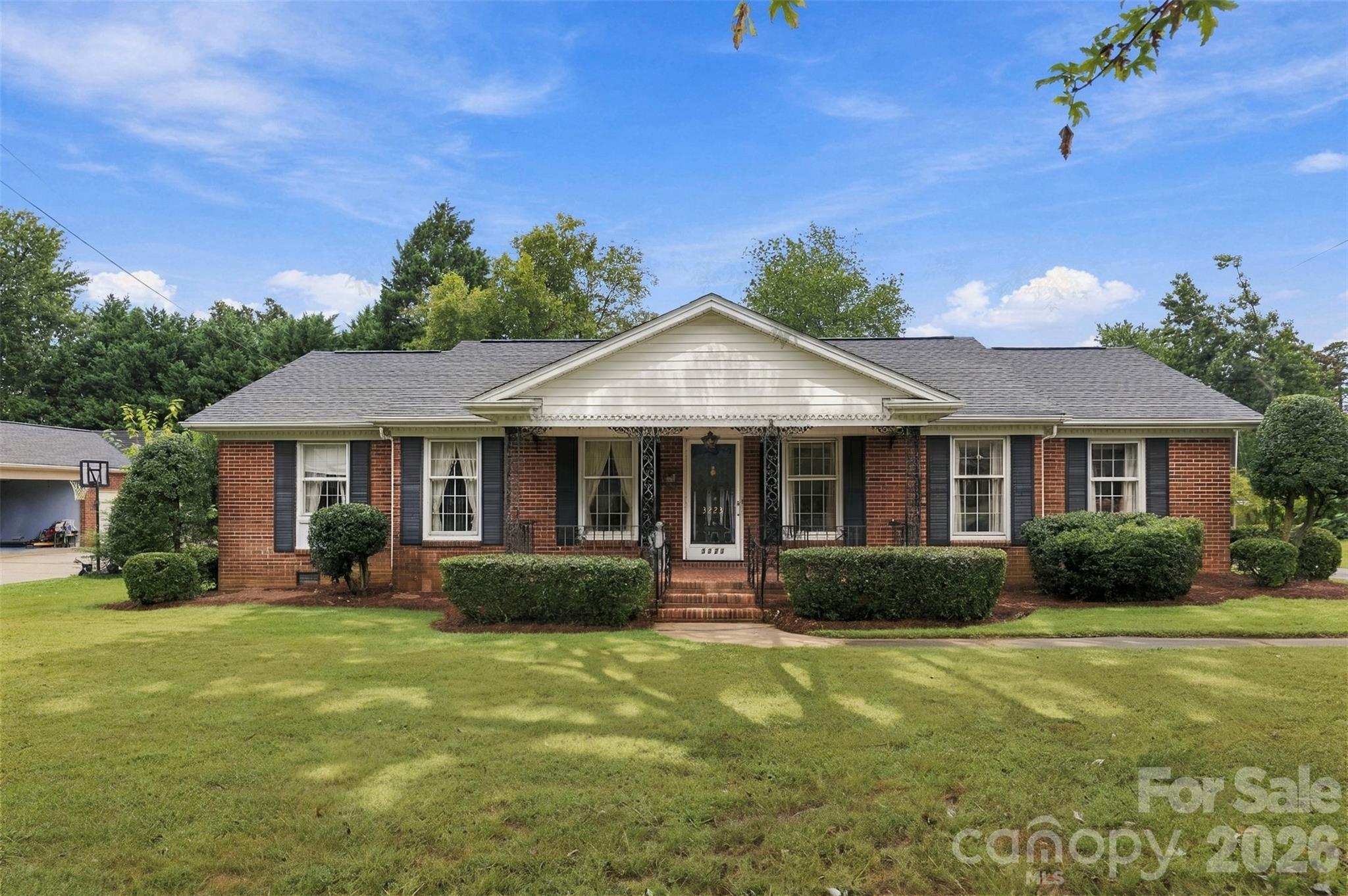 3223 Gardner Park Drive Property Photo 1
