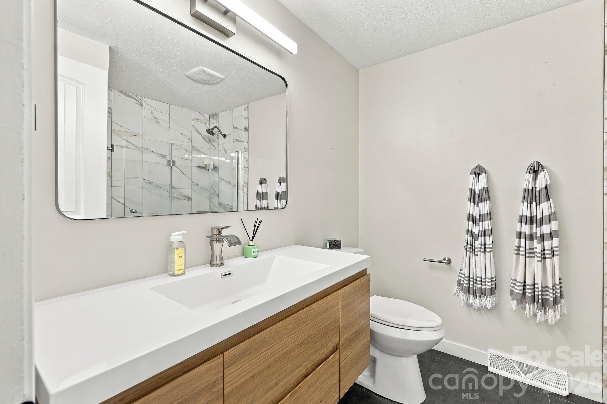 20 Oak Leaf Lane Property Photo 18