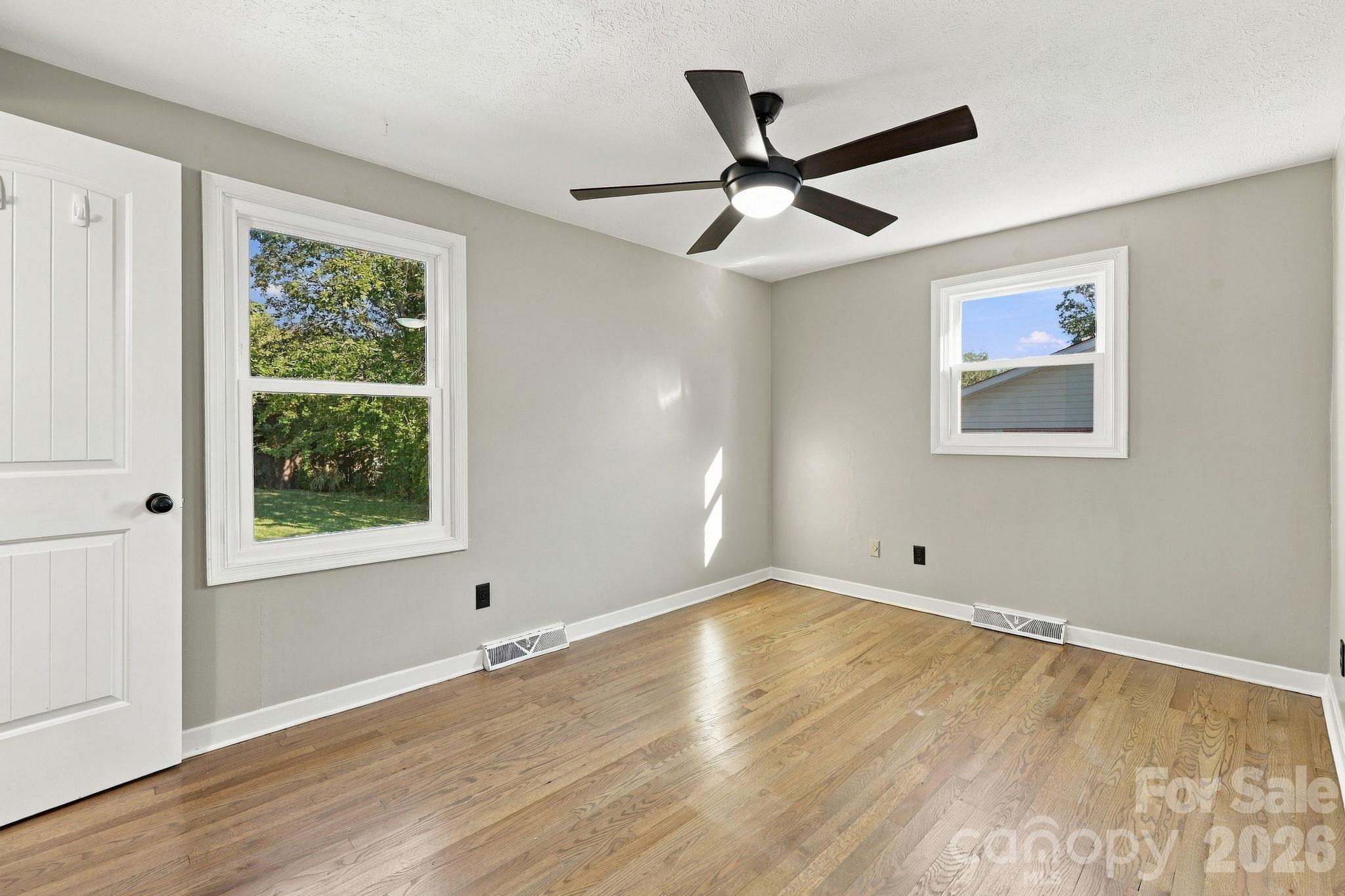 20 Oak Leaf Lane Property Photo 22