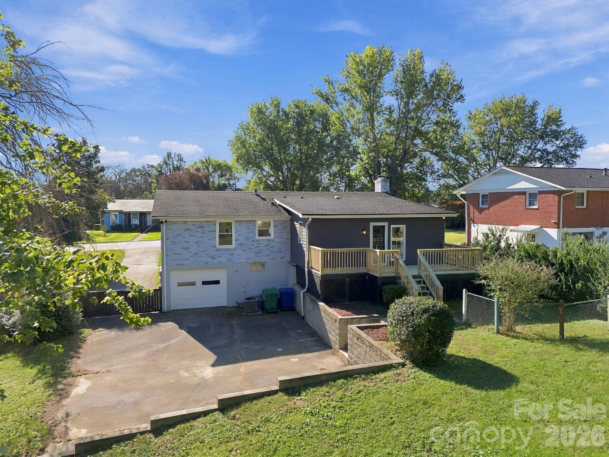 20 Oak Leaf Lane Property Photo 38