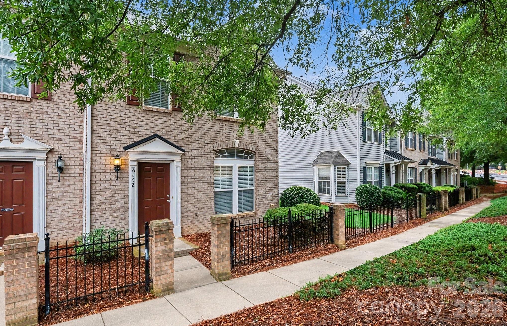 6172 Prosperity Church Road Property Photo 3