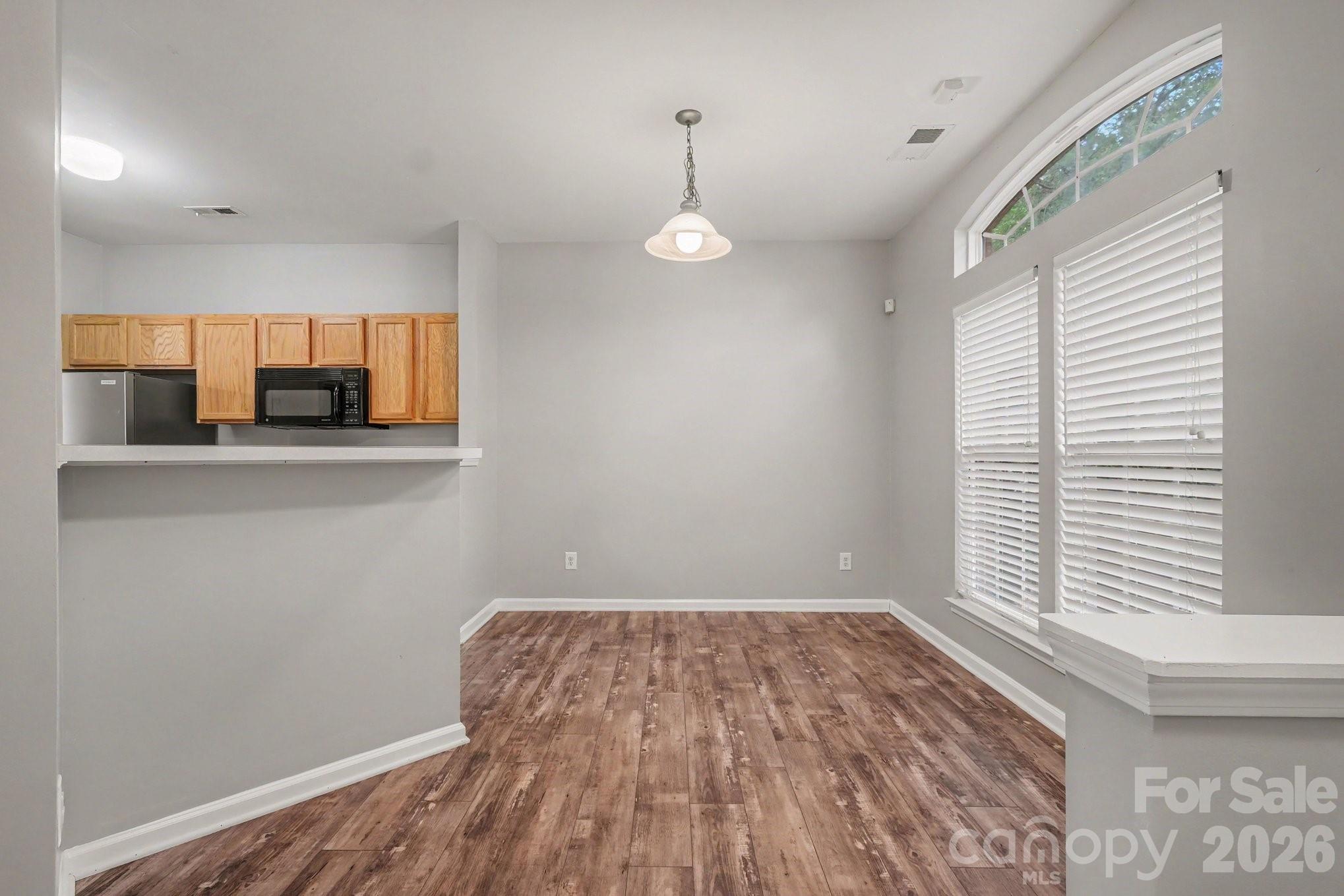 6172 Prosperity Church Road Property Photo 8
