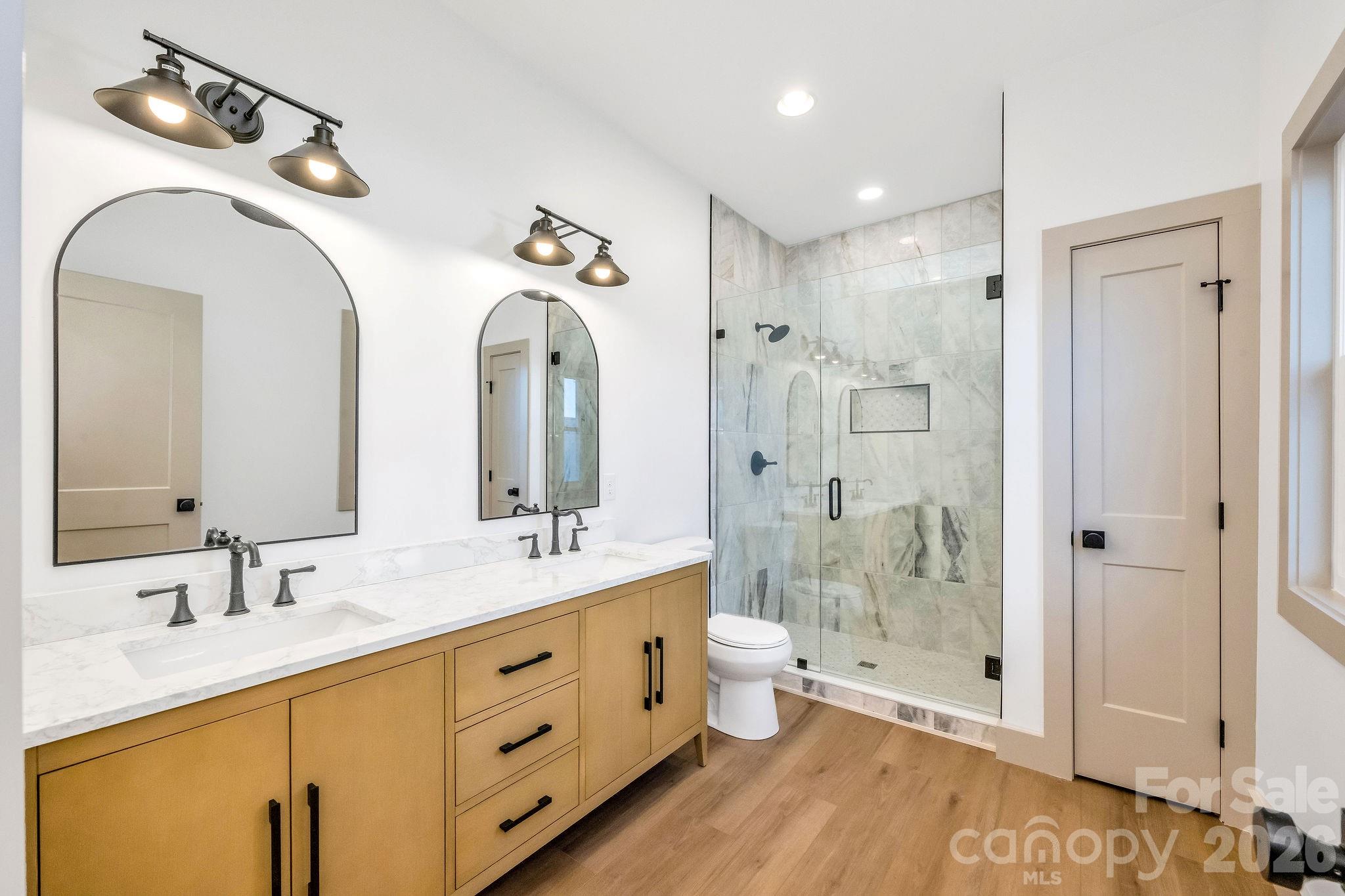2111 24th Street Lane Property Photo 17
