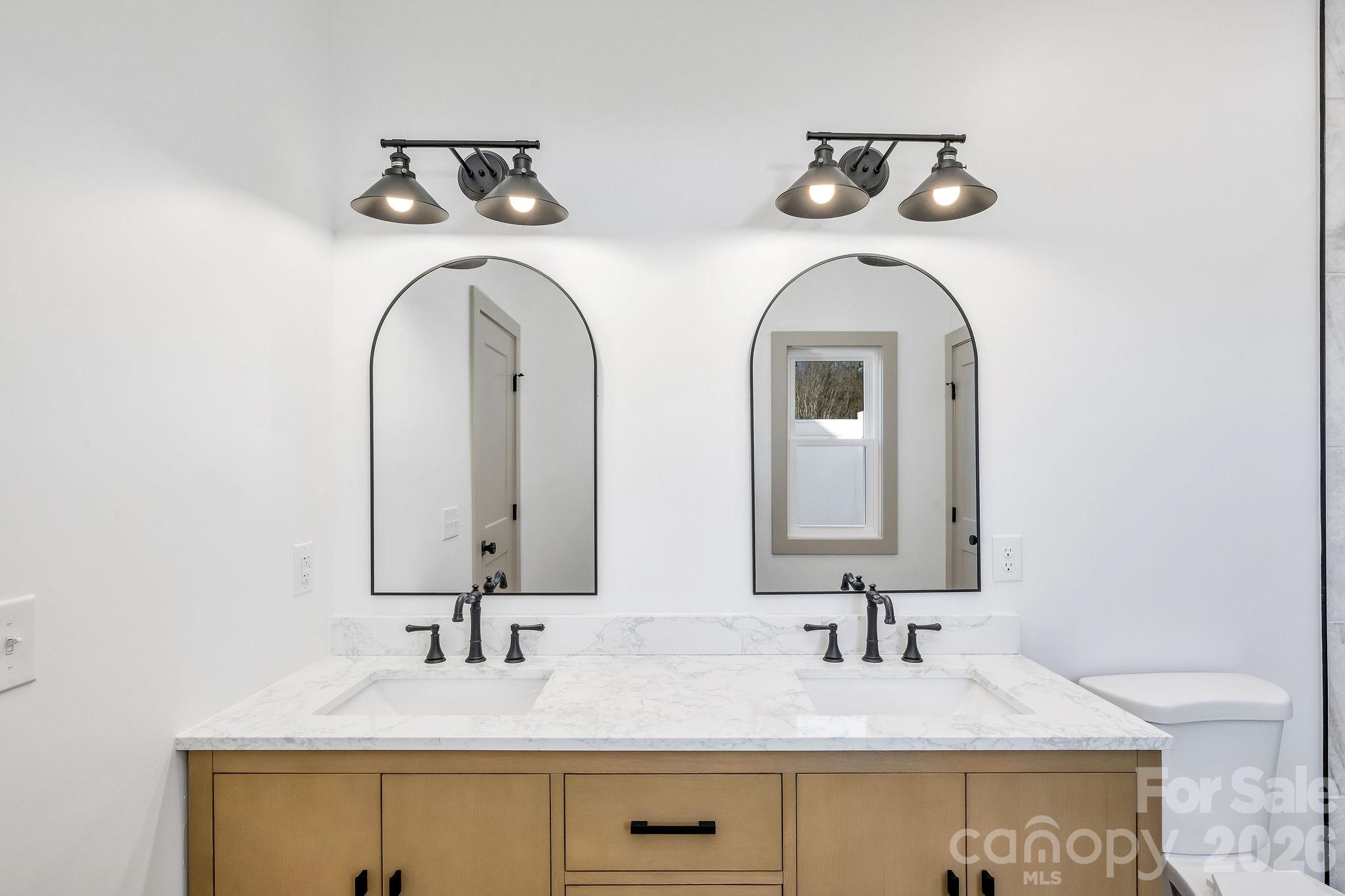 2111 24th Street Lane Property Photo 18