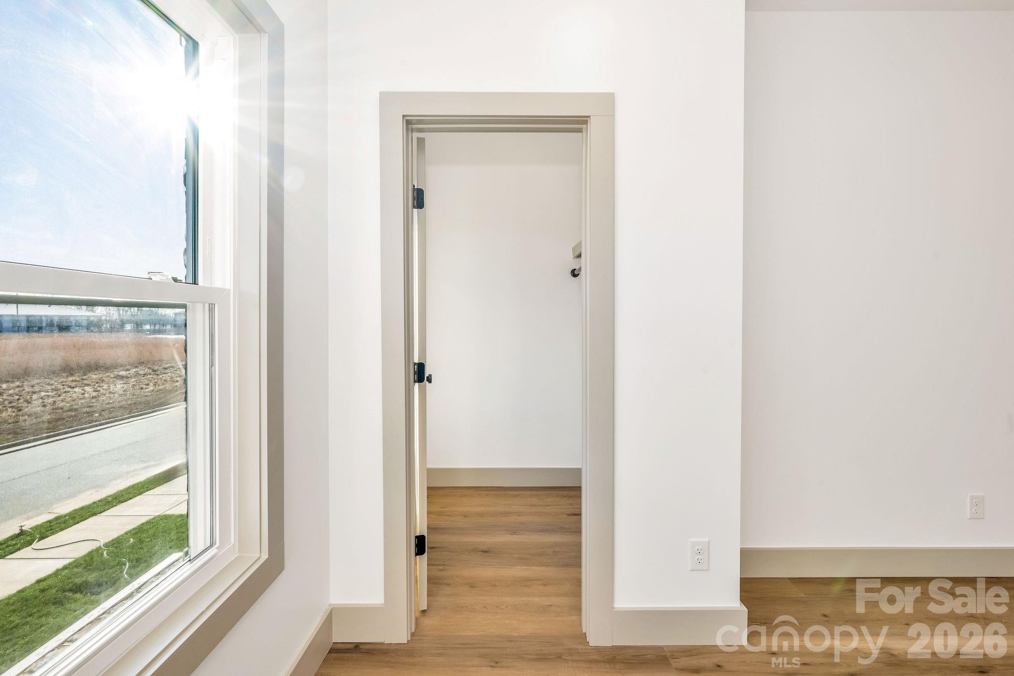 2111 24th Street Lane Property Photo 25