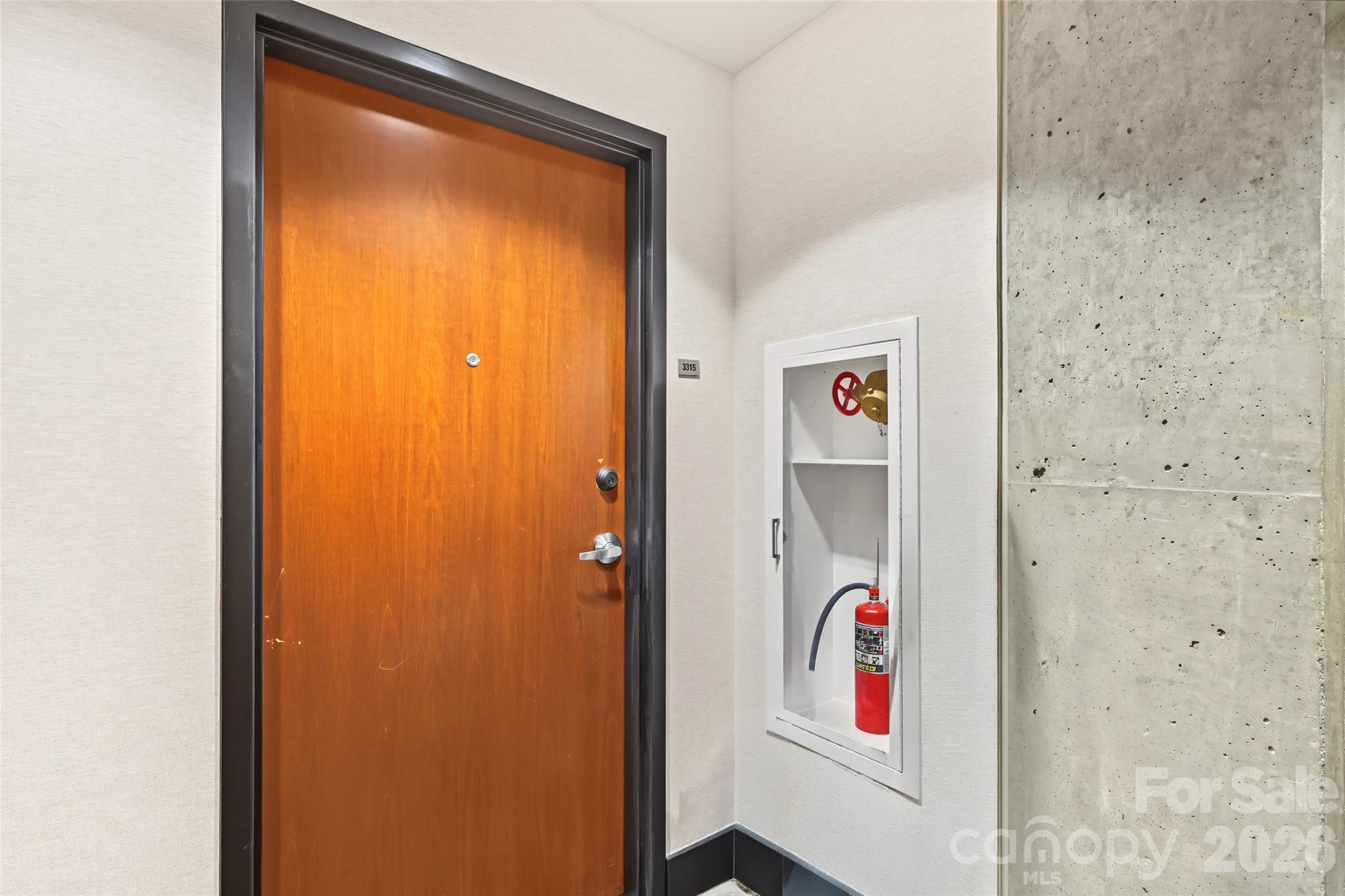 210 N Church Street 3315 Property Photo 9