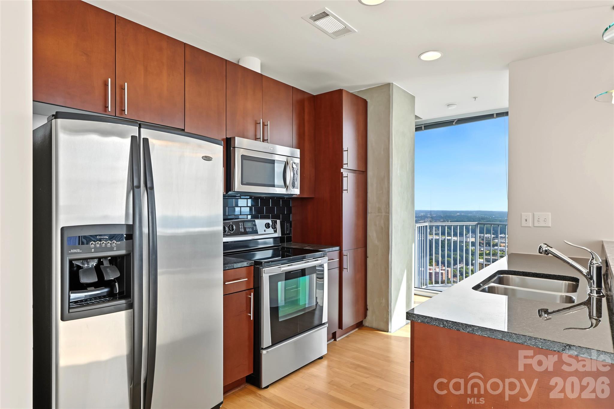 210 N Church Street 3315 Property Photo 15