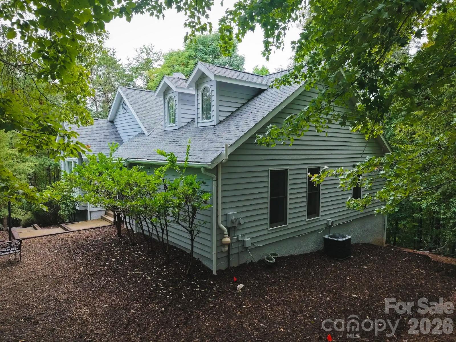 212 Ridgeway Road Property Photo 4