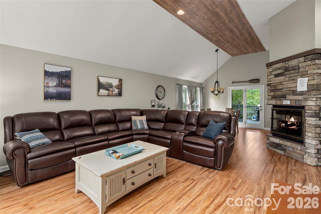 212 Ridgeway Road Property Photo 14