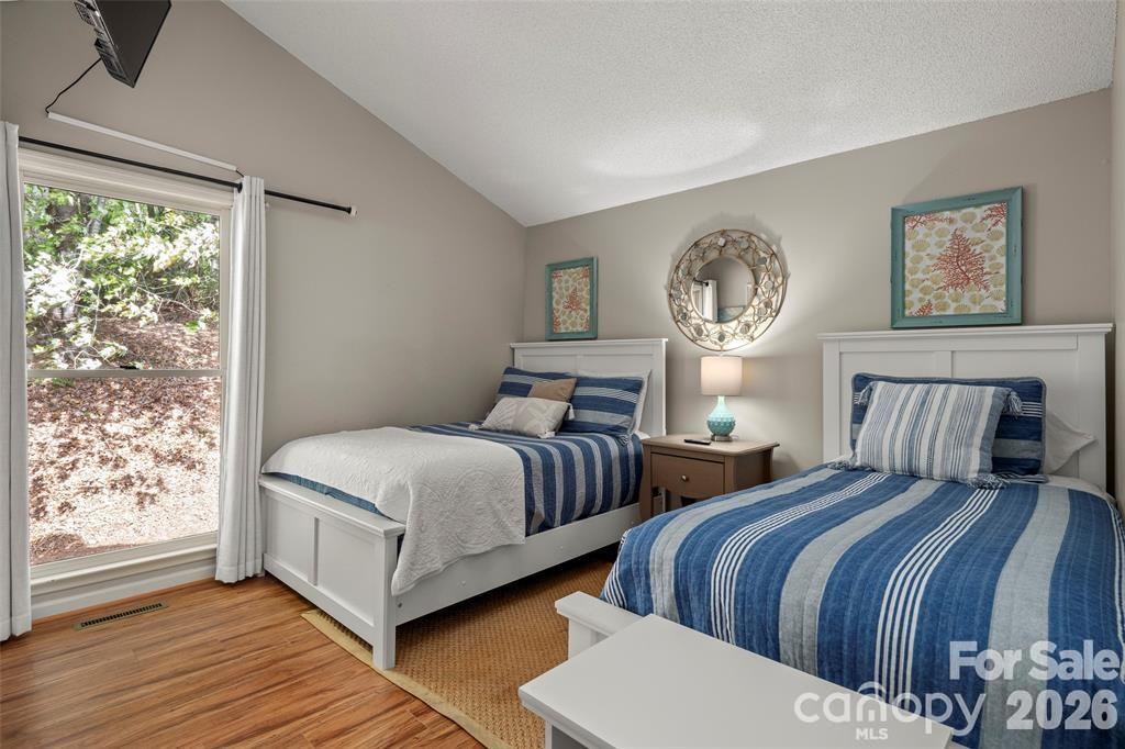 212 Ridgeway Road Property Photo 27