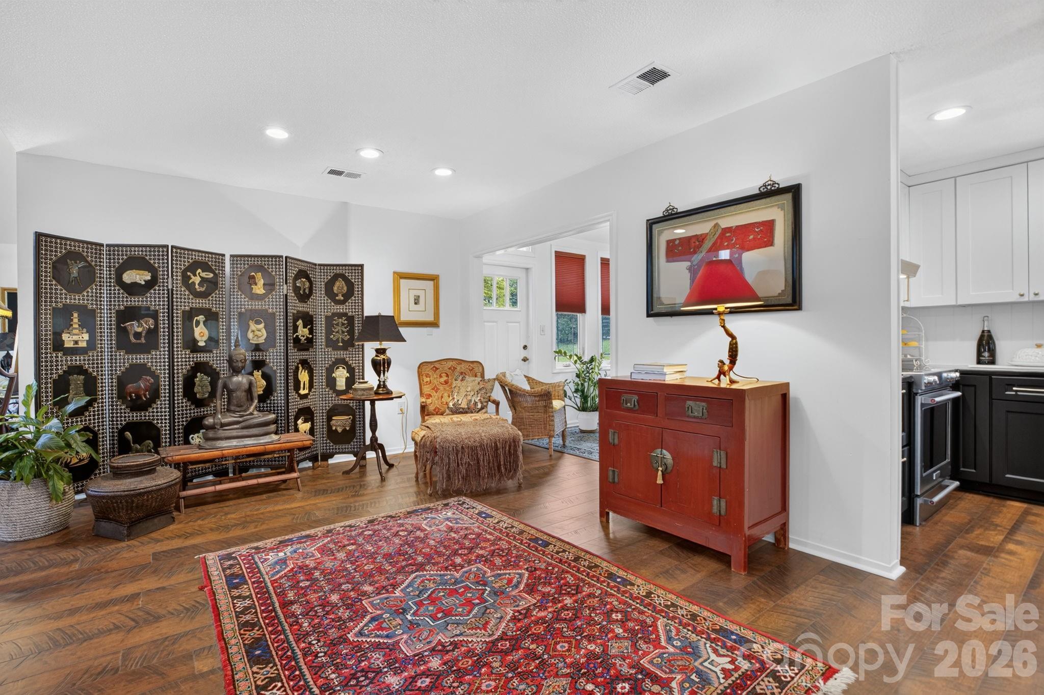 221 Saratoga Drive Property Photo 15