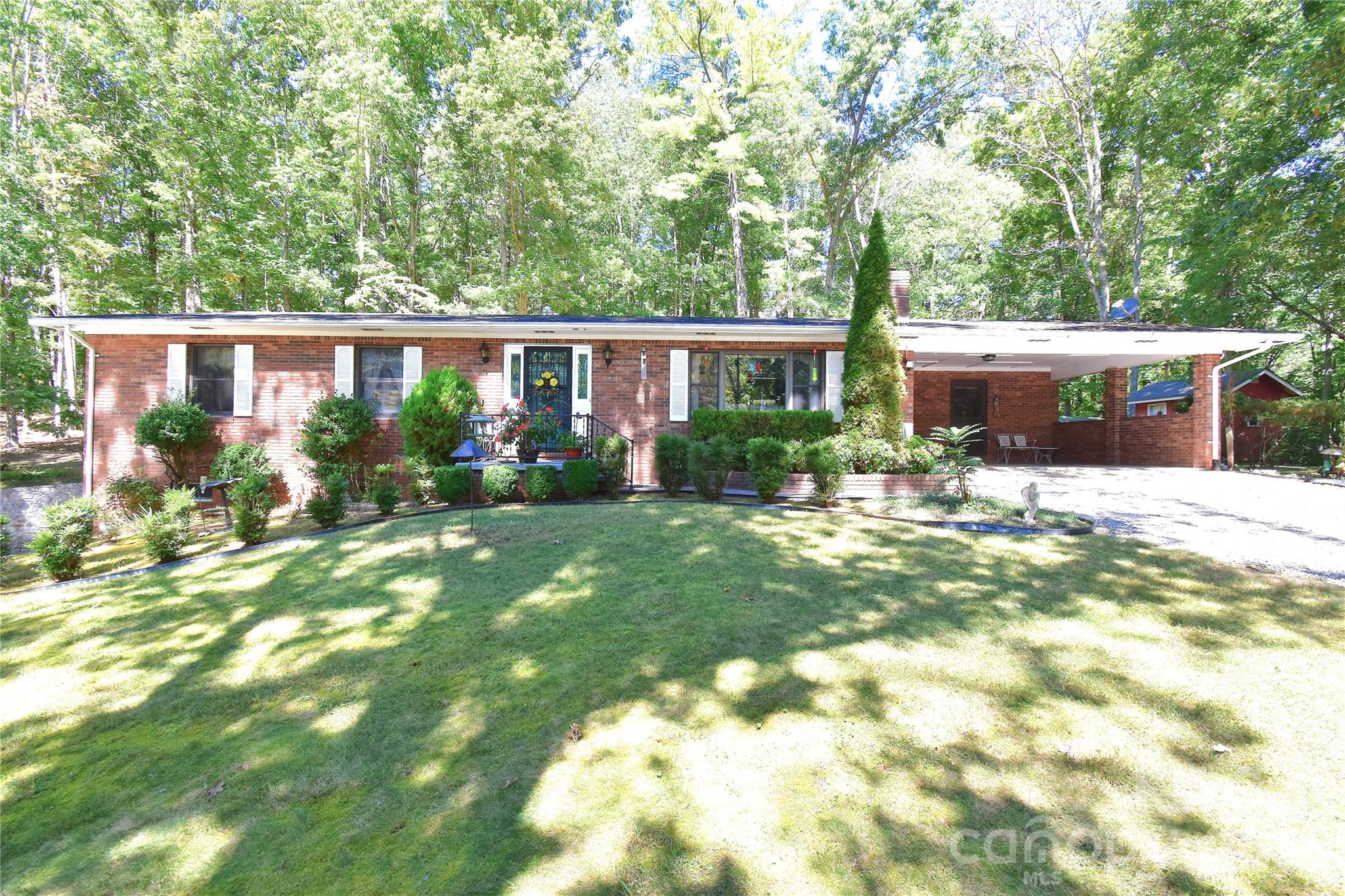 39 Maynard Road Property Photo 1