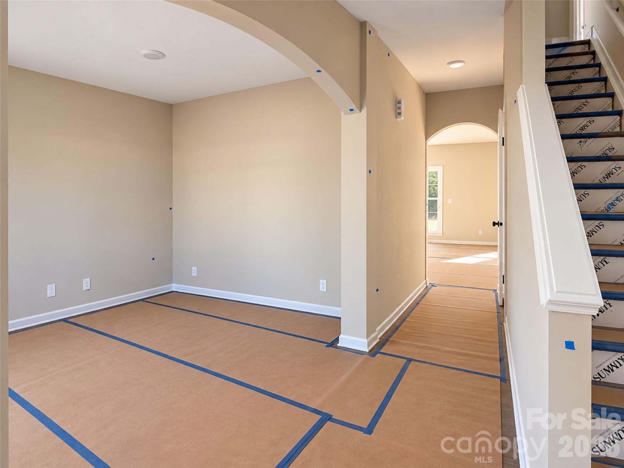 8925 Sawyer Run Court Property Photo 2