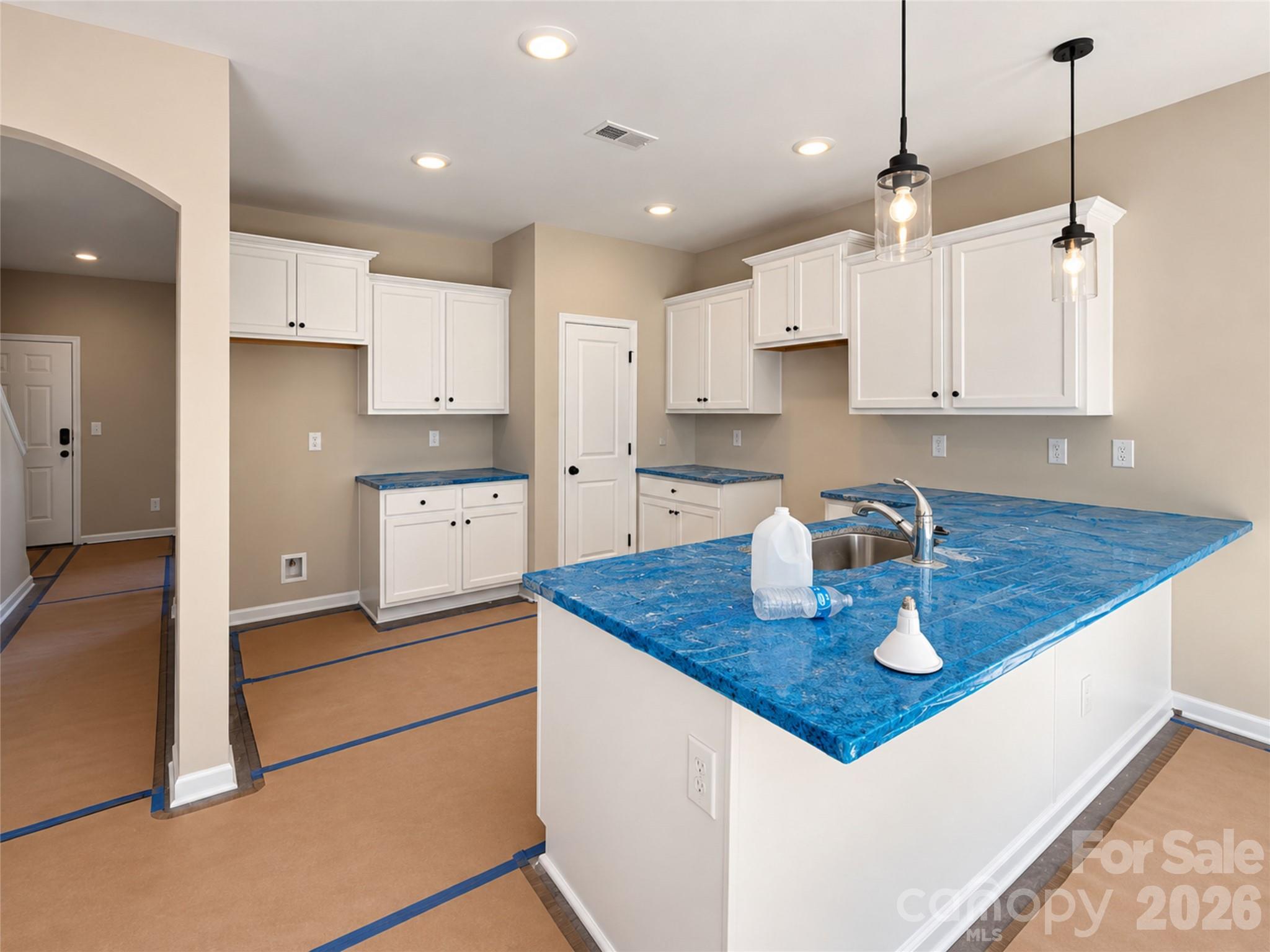 8925 Sawyer Run Court Property Photo 4