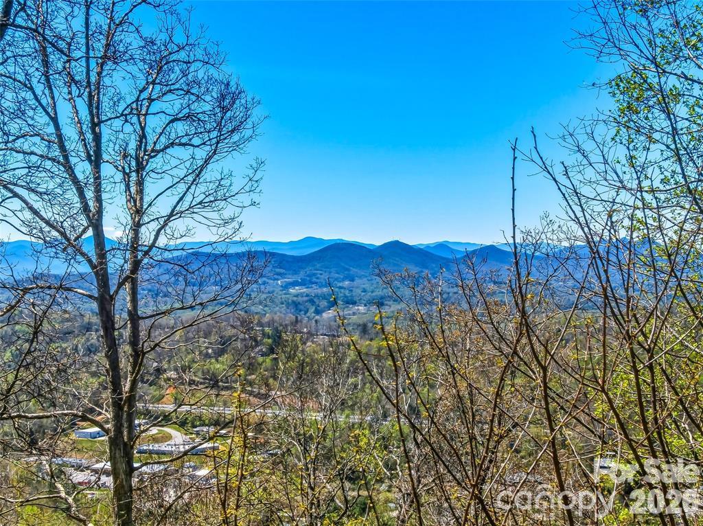 5 Soaring Hawk View 14 Property Photo 13