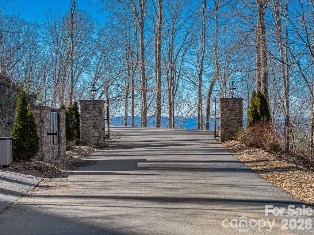 5 Soaring Hawk View 14 Property Photo 22