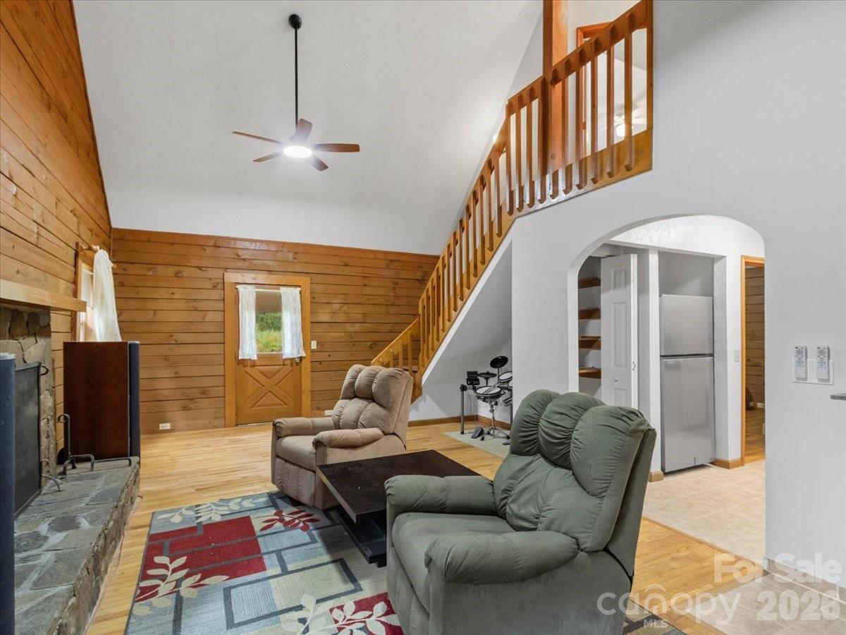 3206 Fork Mountain Road Property Photo 8